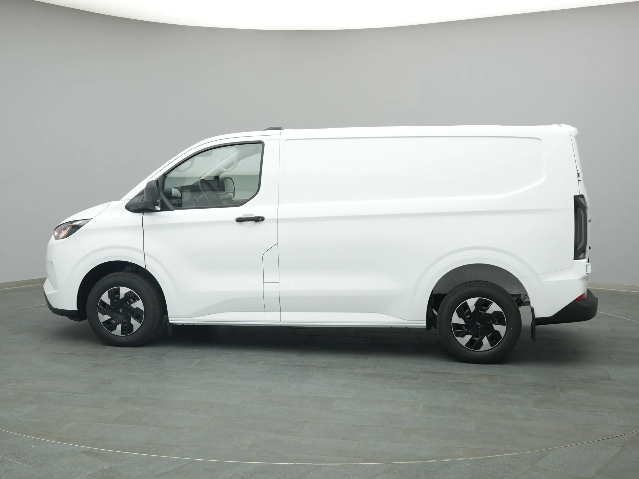 Ford Transit Custom Kasten – Bild 3