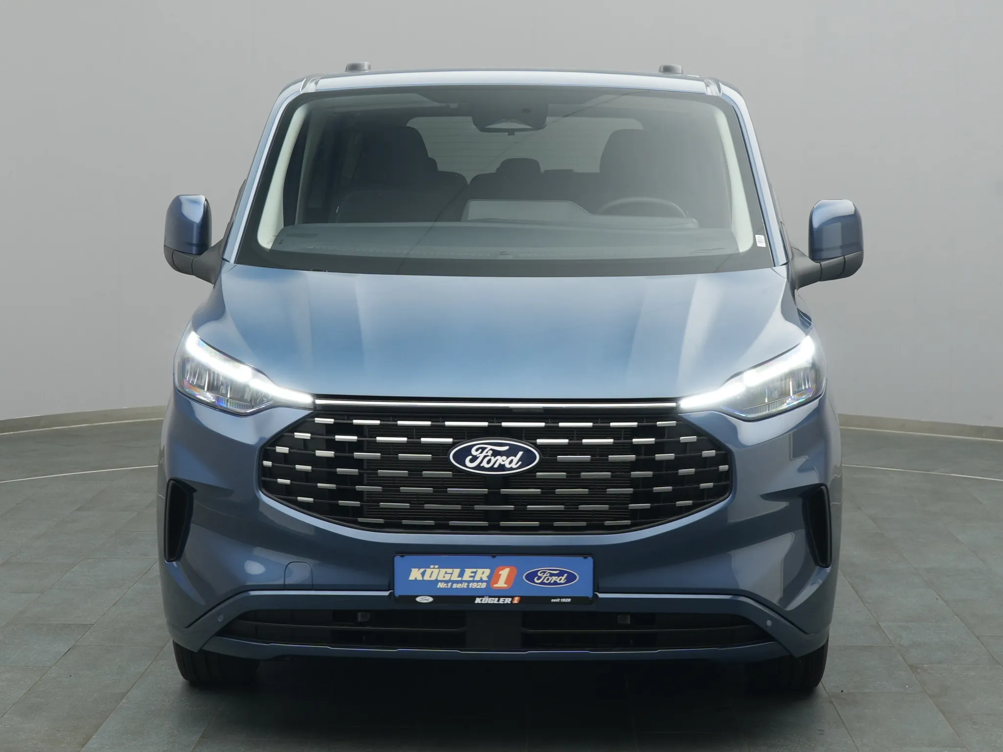 Ford Tourneo Custom – Bild 6