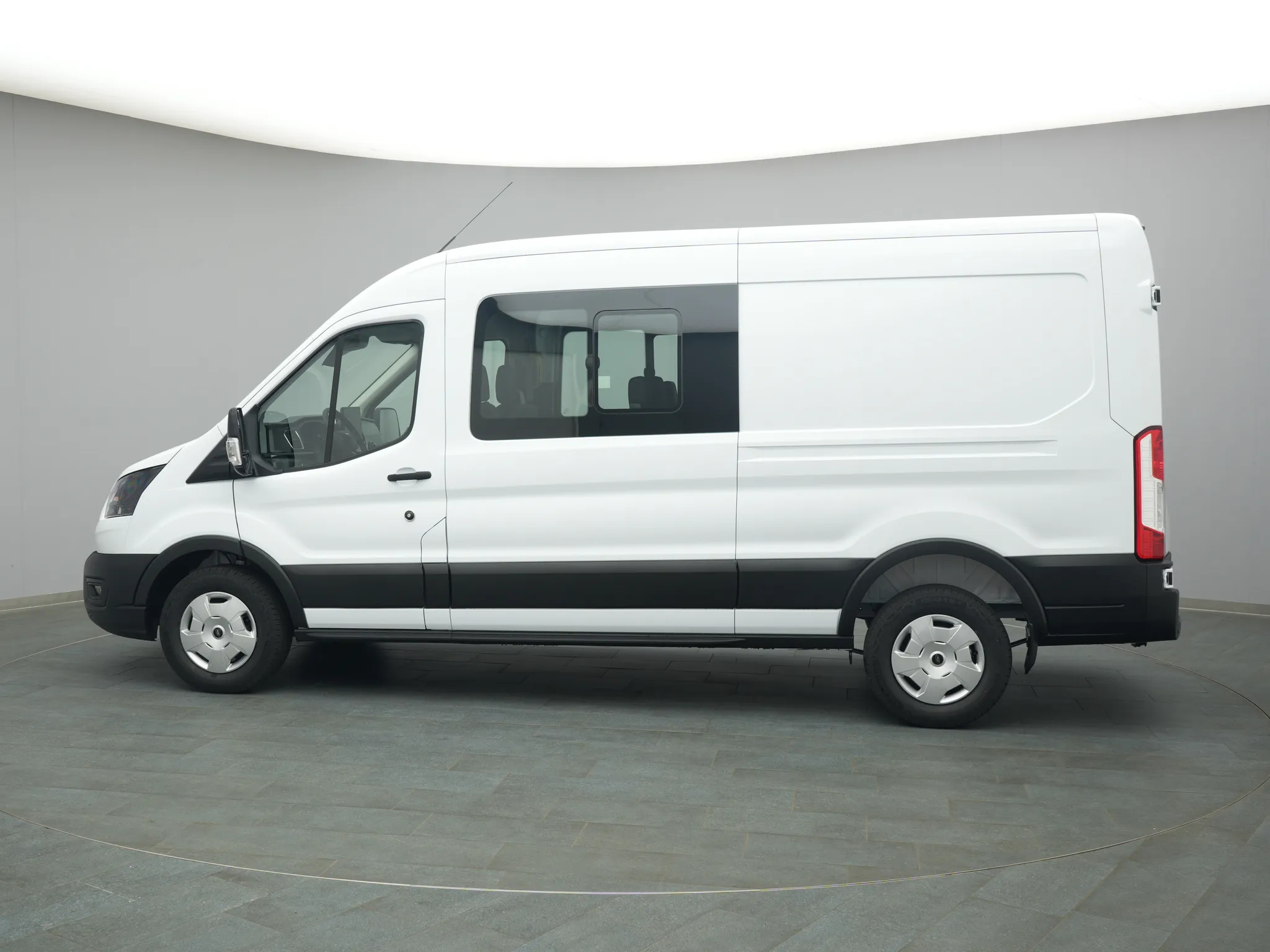 Ford Transit Kasten Doka – Bild 3