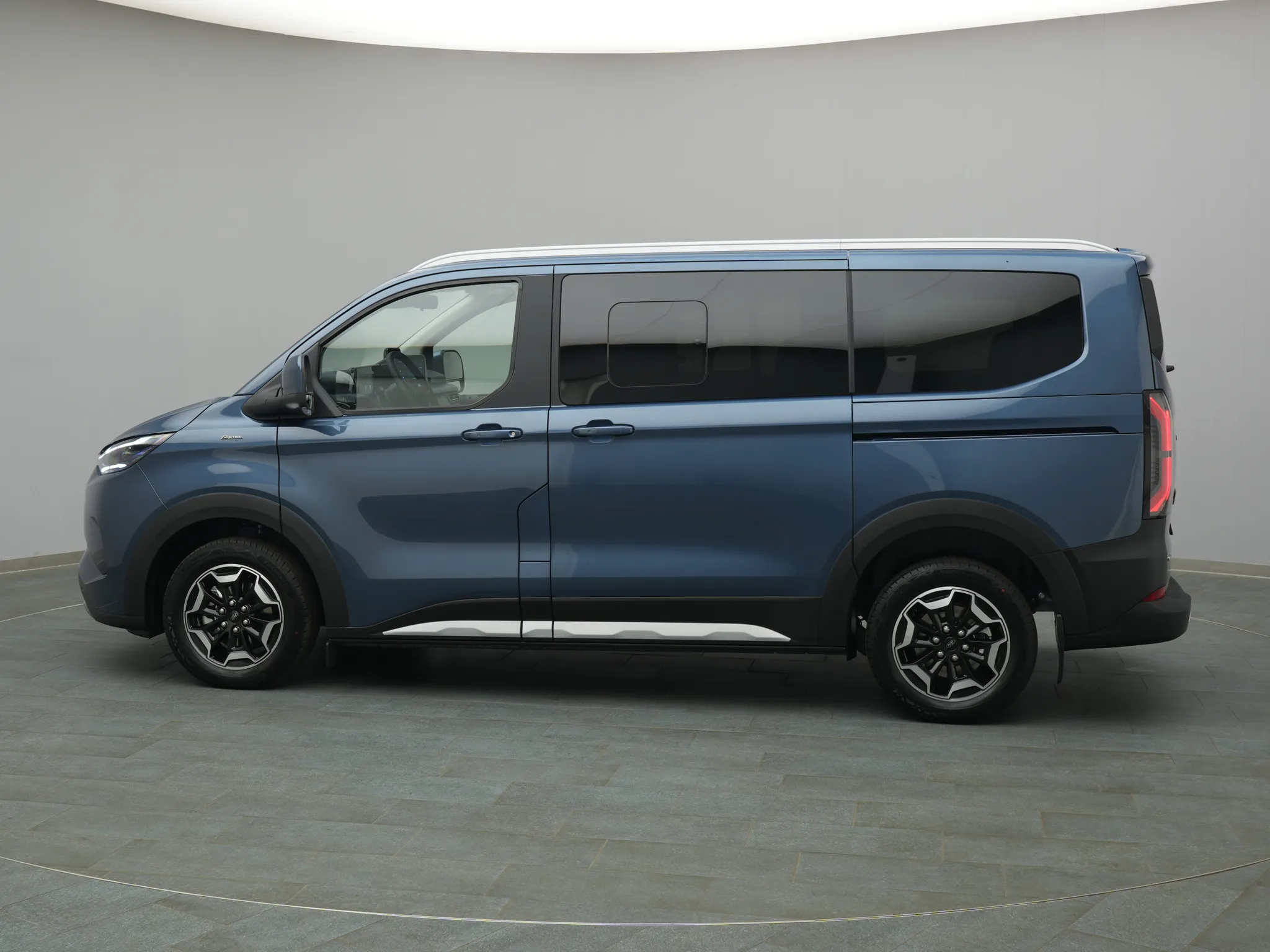 Ford Tourneo Custom – Bild 3