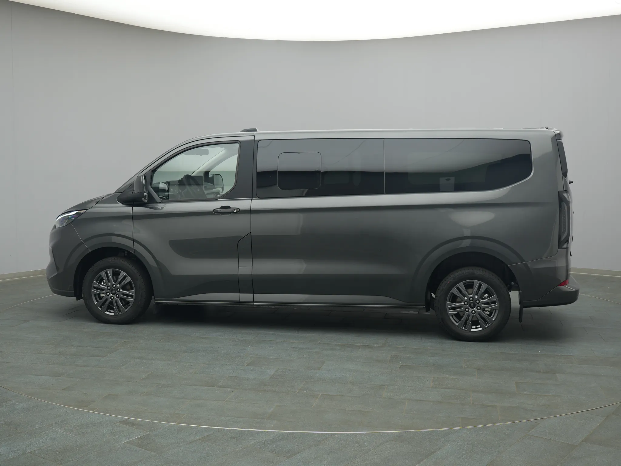 Ford Tourneo Custom – Bild 3