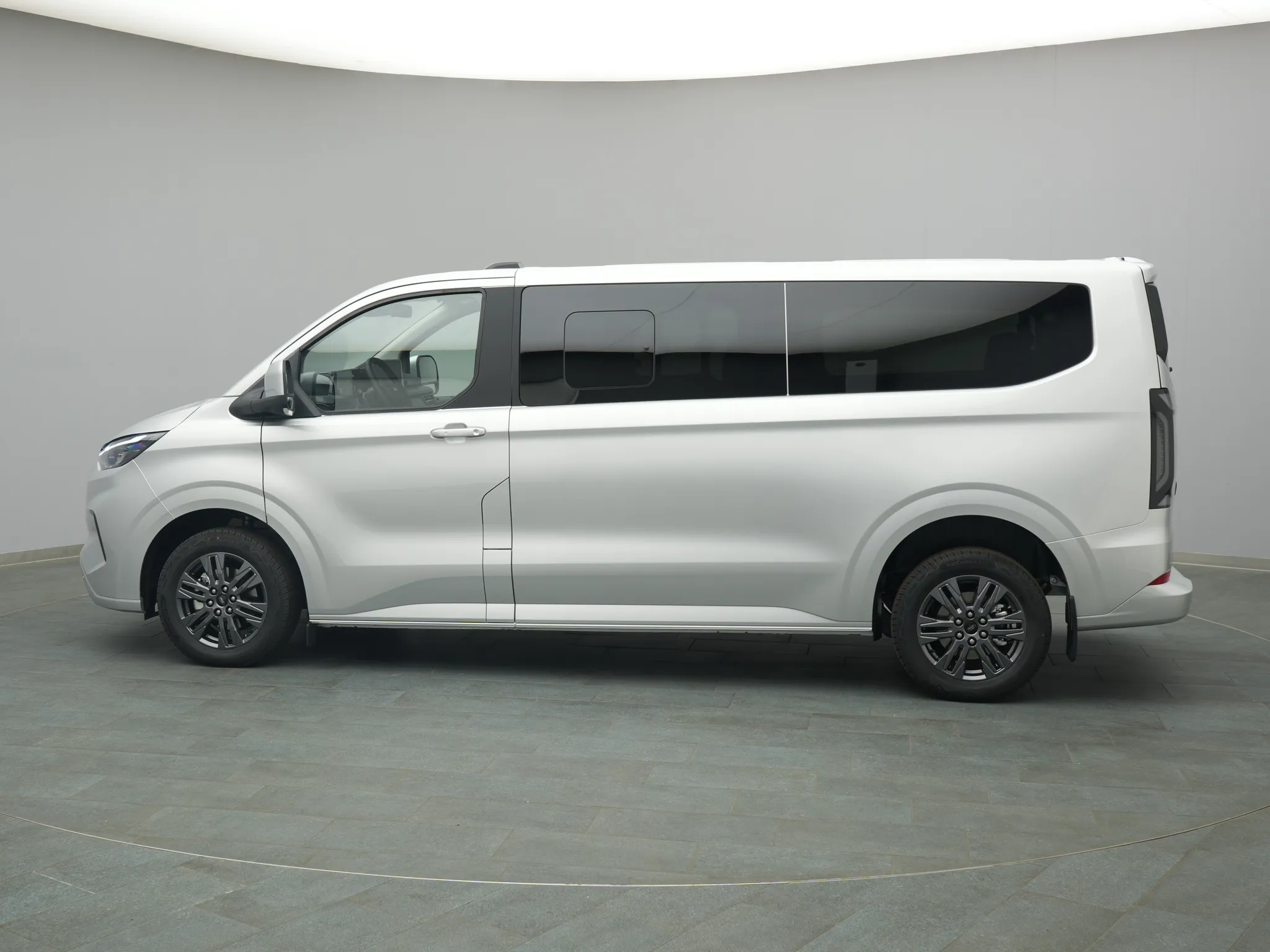 Ford Tourneo Custom – Bild 3