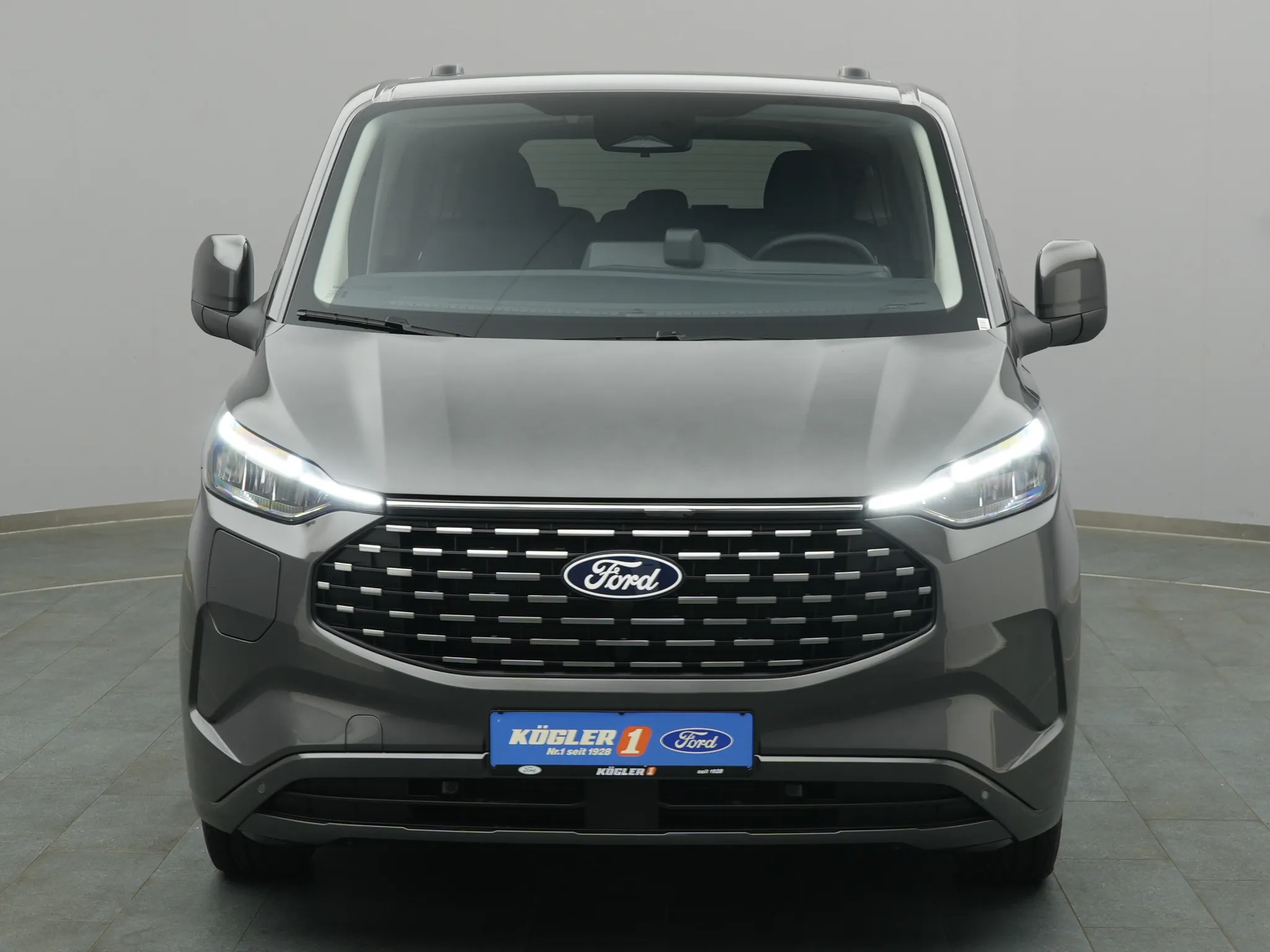 Ford Tourneo Custom – Bild 6