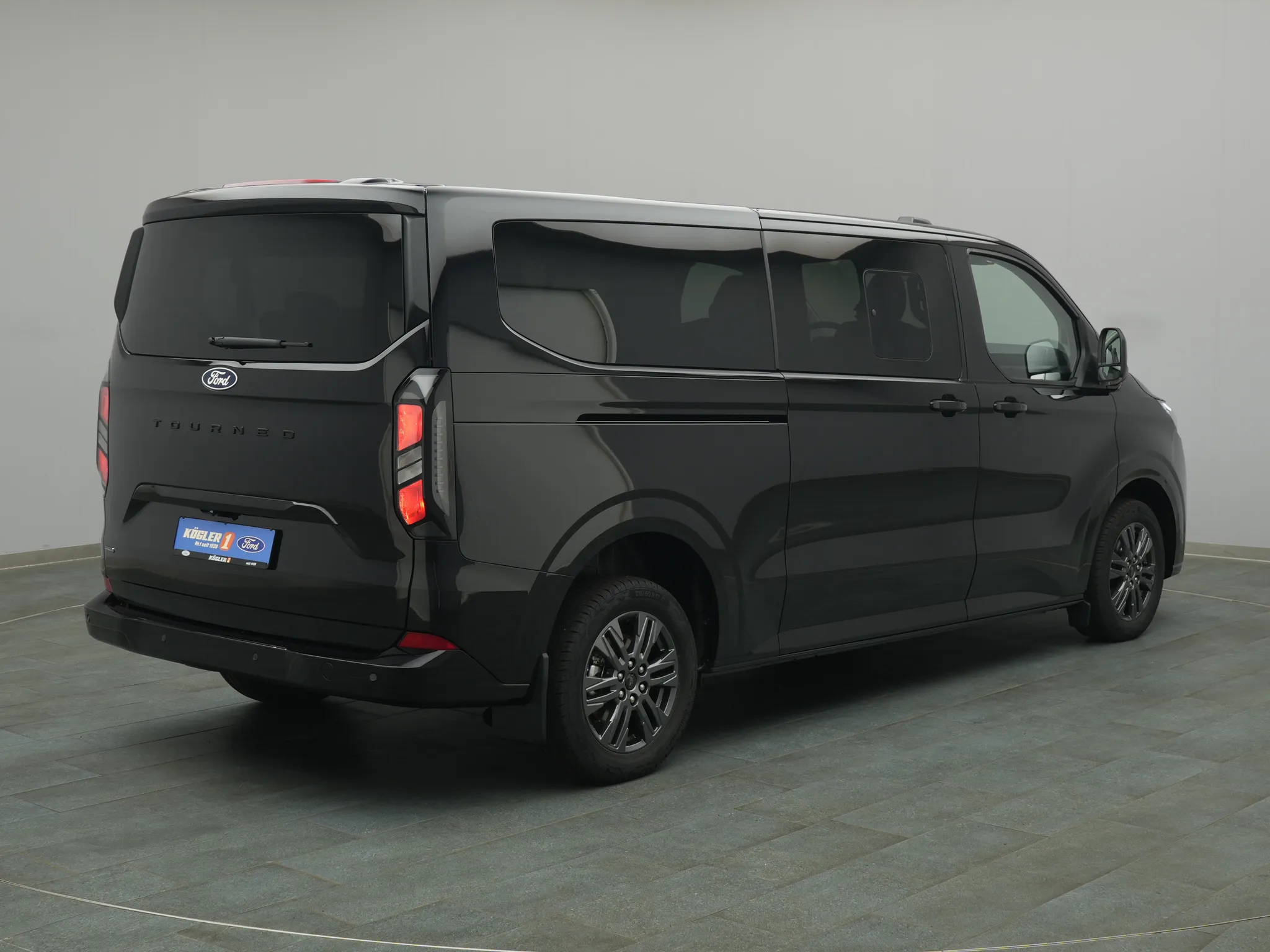 Ford Tourneo Custom – Bild 4