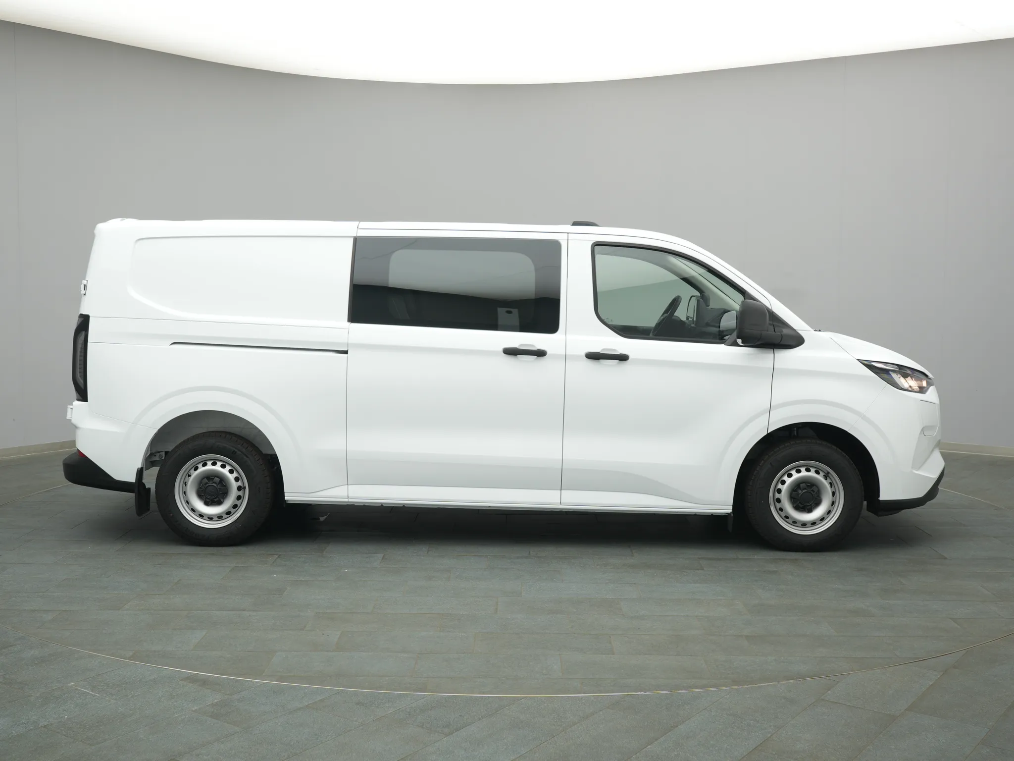 Ford Transit Custom Kasten – Bild 8