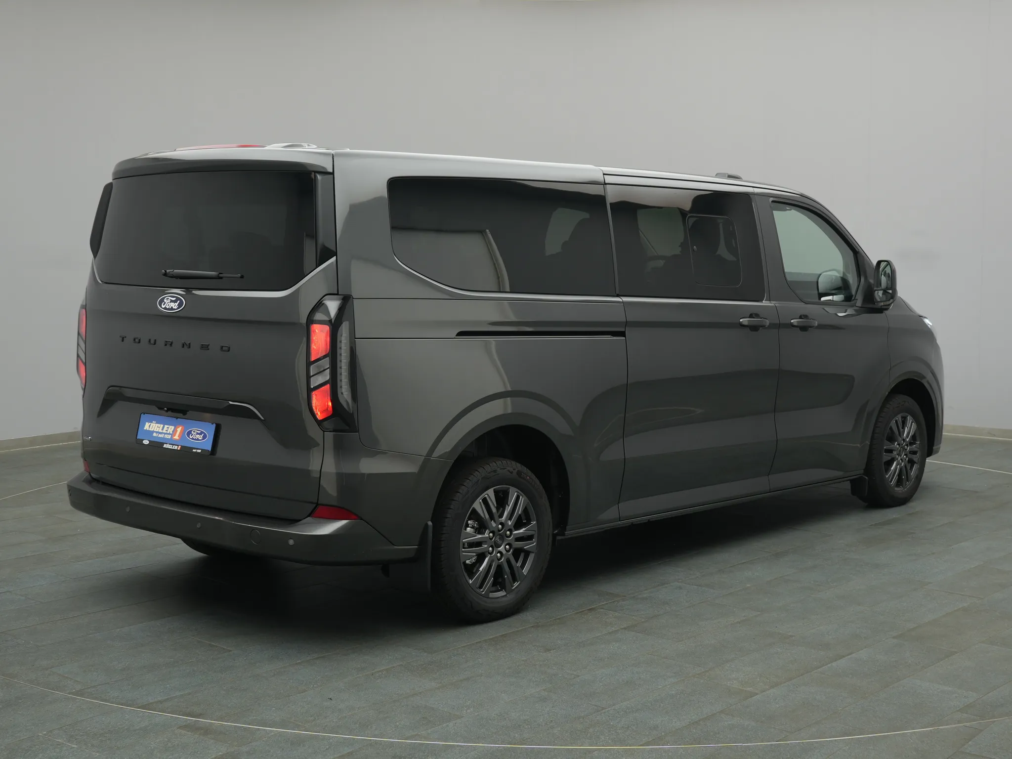Ford Tourneo Custom – Bild 4