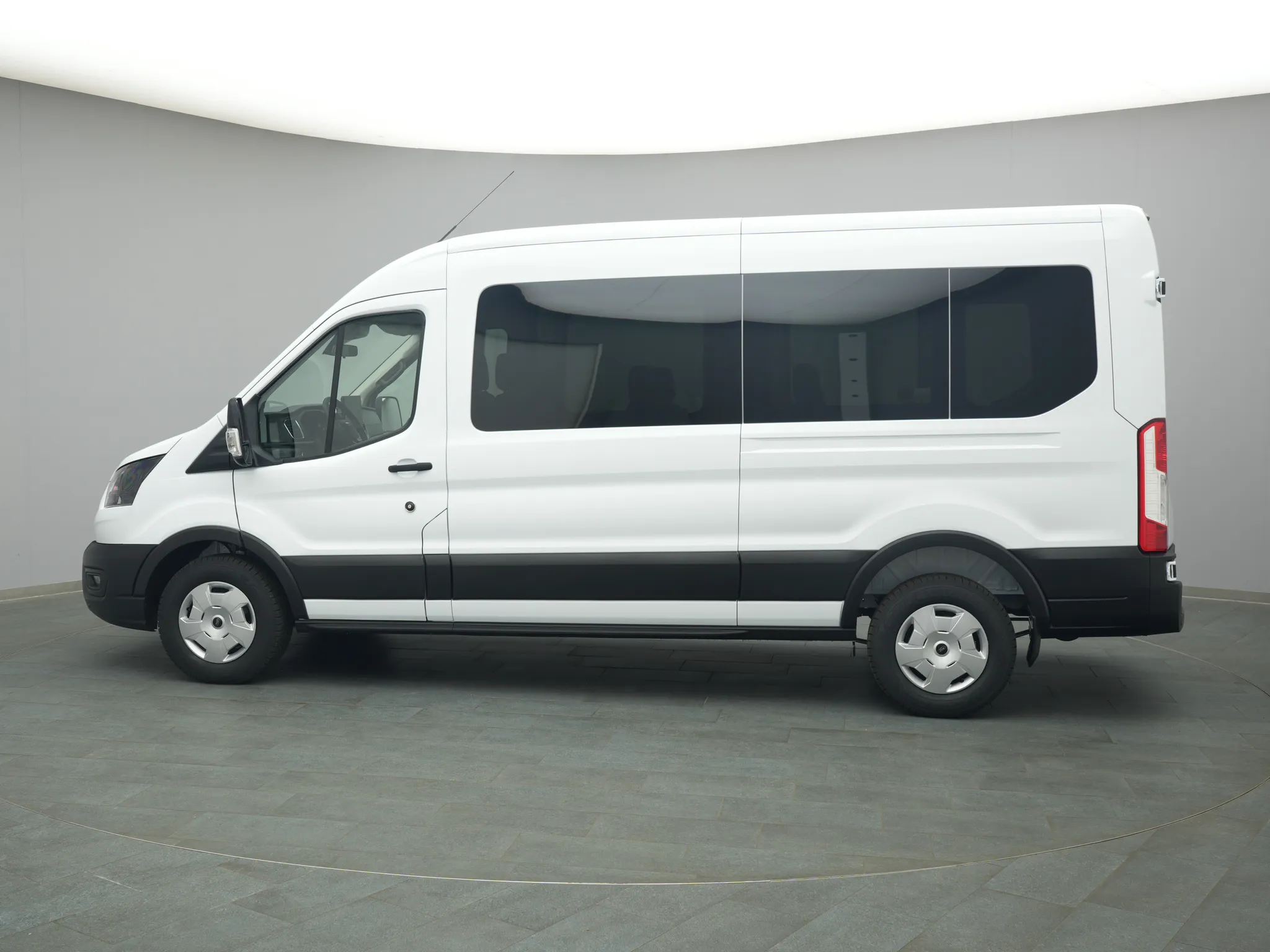Ford Transit Kombi – Bild 3