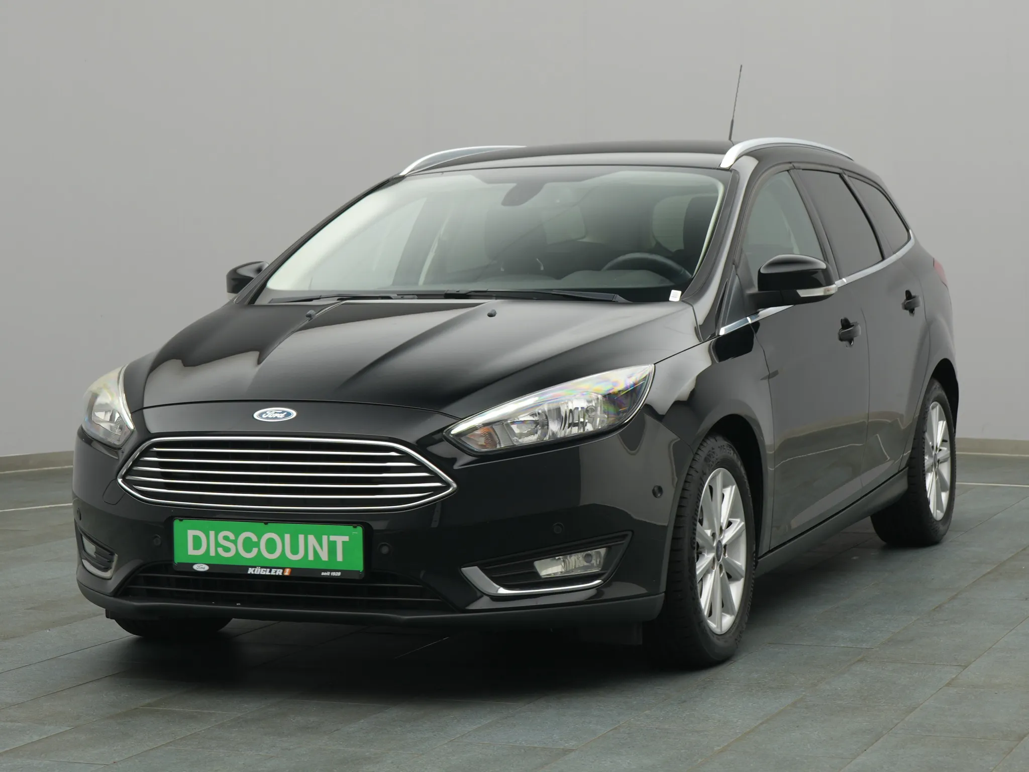 Ford Focus Titanium Turnier  150PS / Winter-Paket / Klima Bild