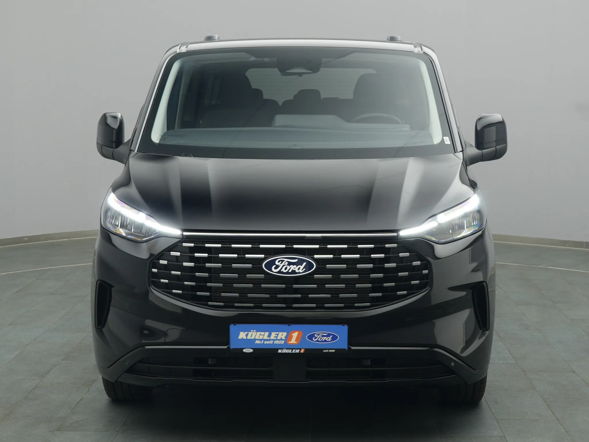 Ford Tourneo Custom – Bild 6