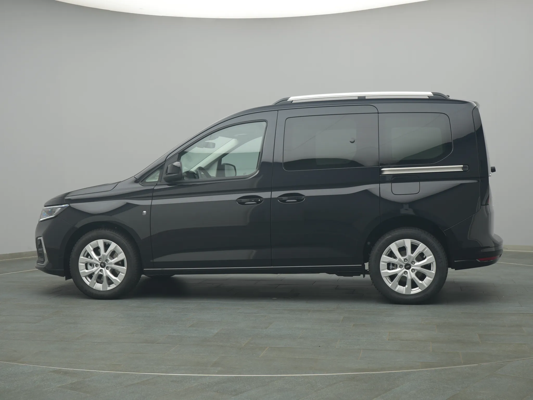 Ford Tourneo Connect Titanium – Bild 3