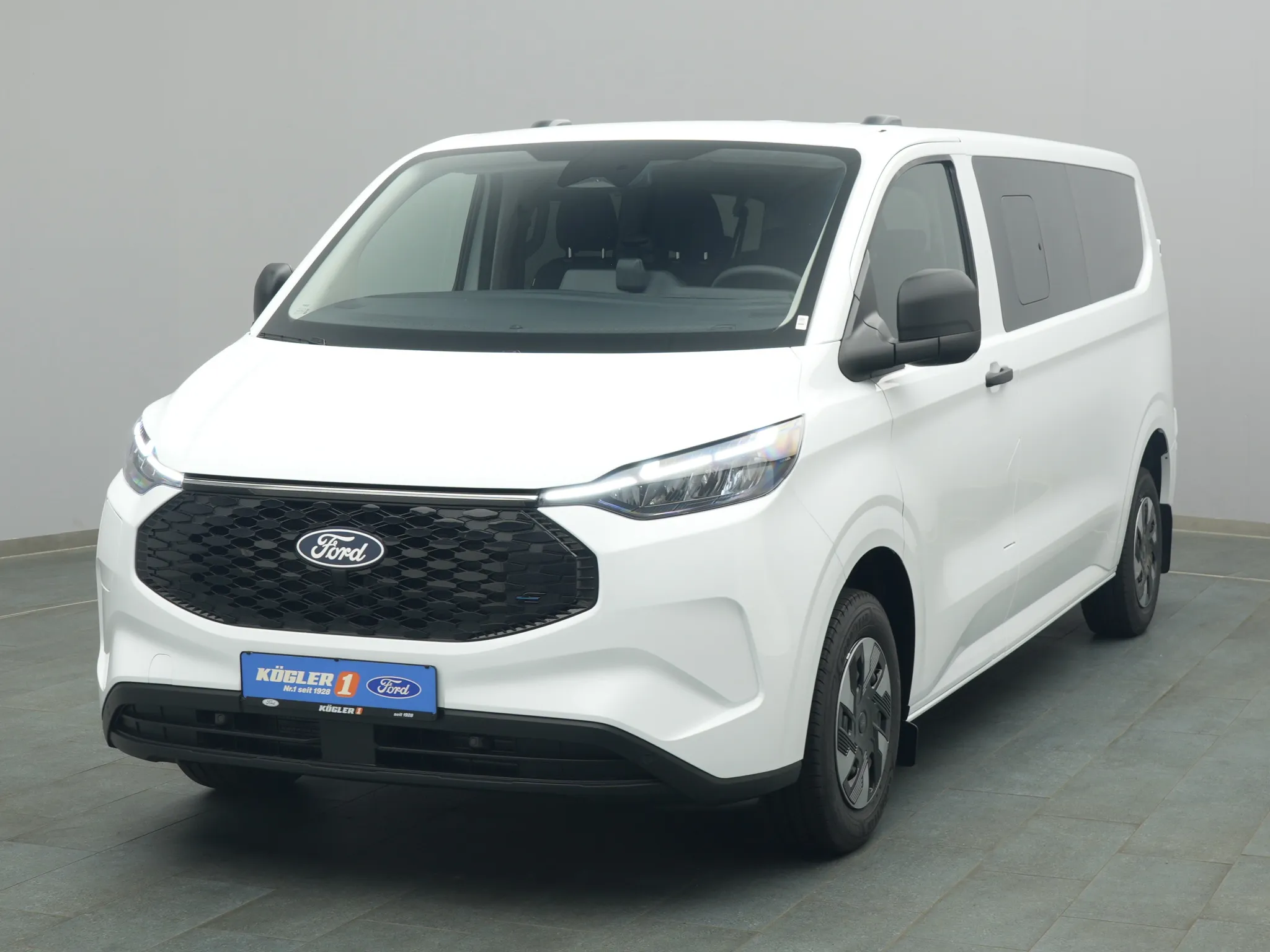Ford E-Transit Custom Kombi 340 L2 Trend Bild