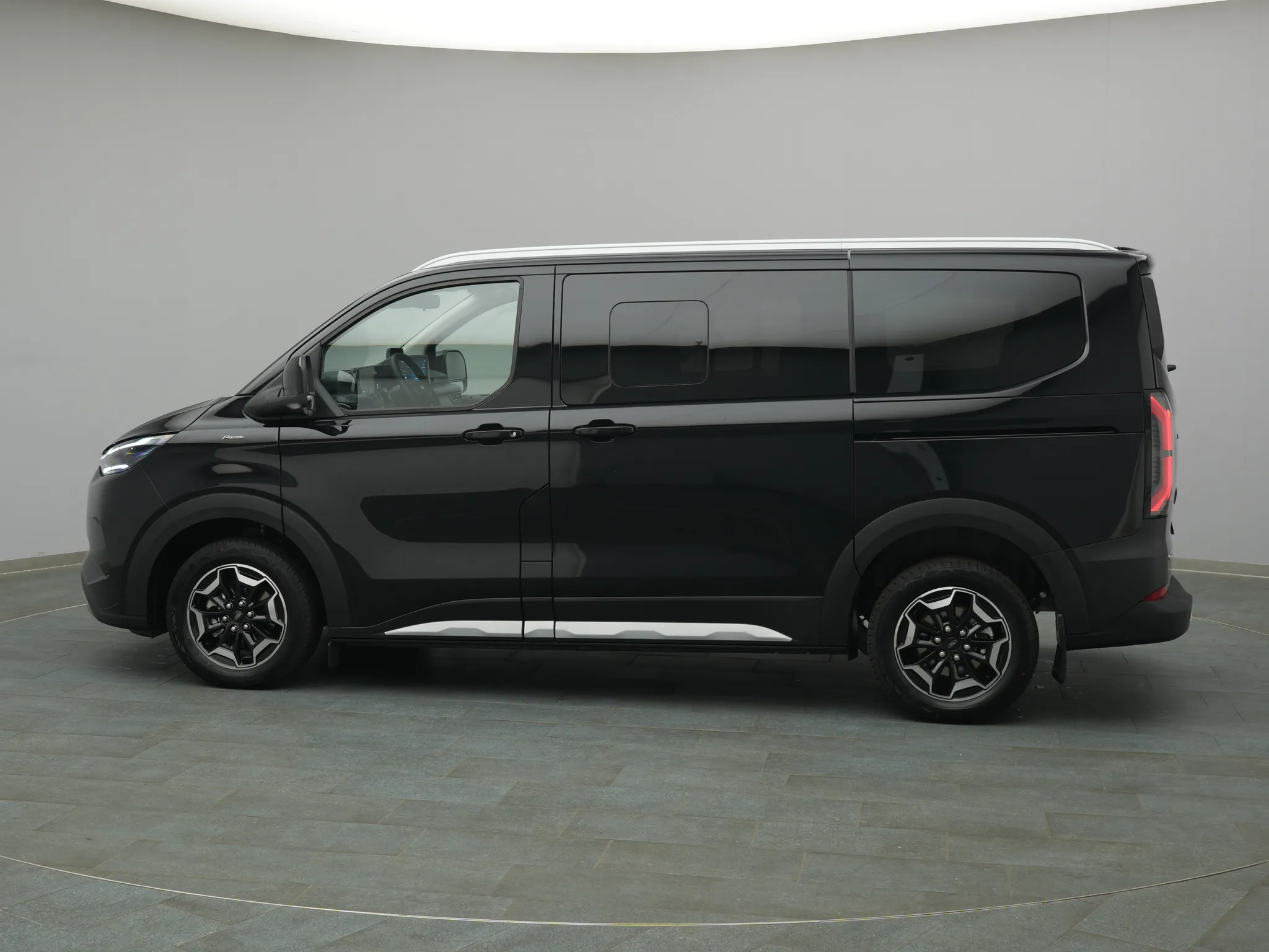 Ford Tourneo Custom – Bild 3