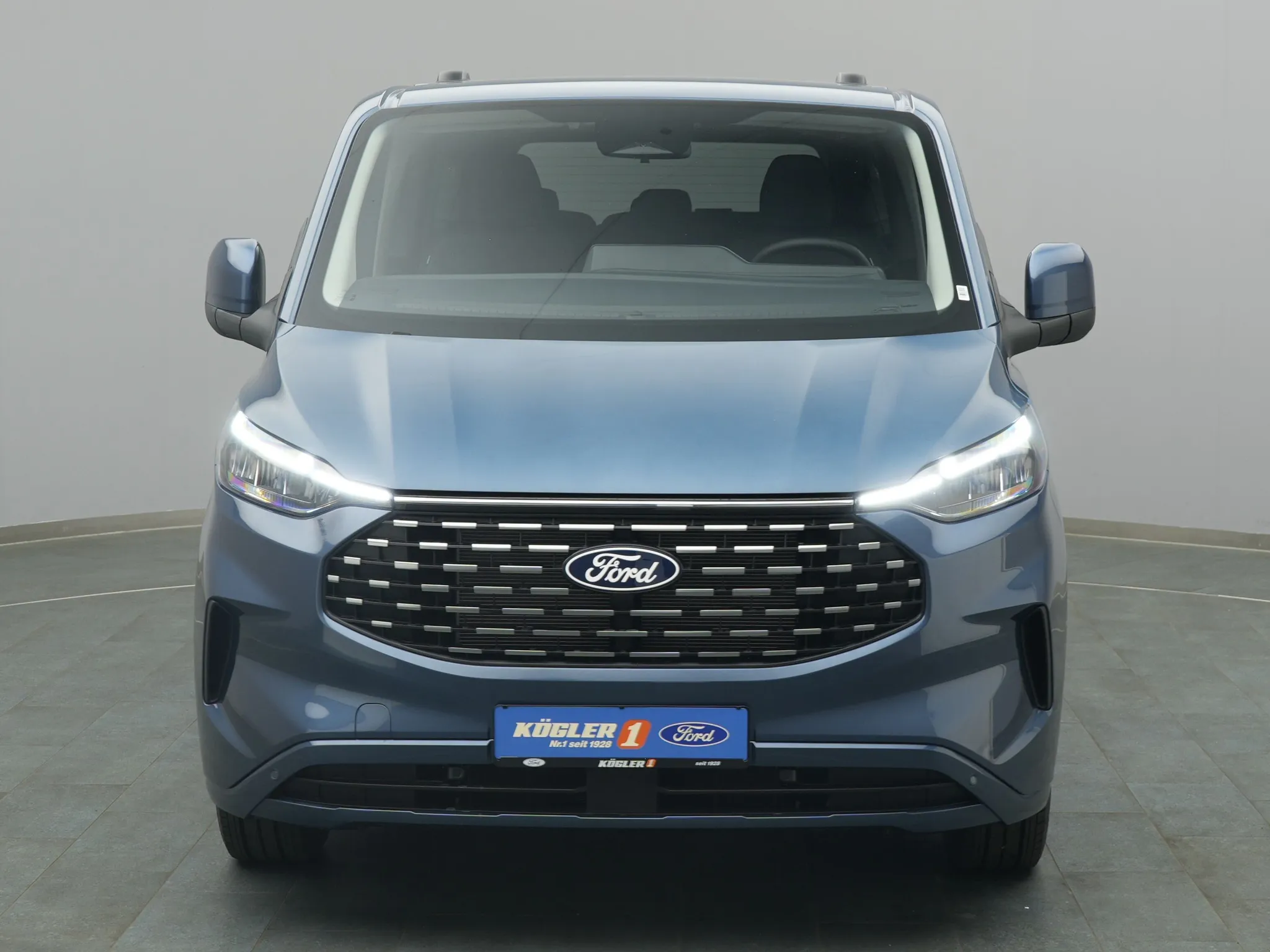 Ford Tourneo Custom – Bild 6