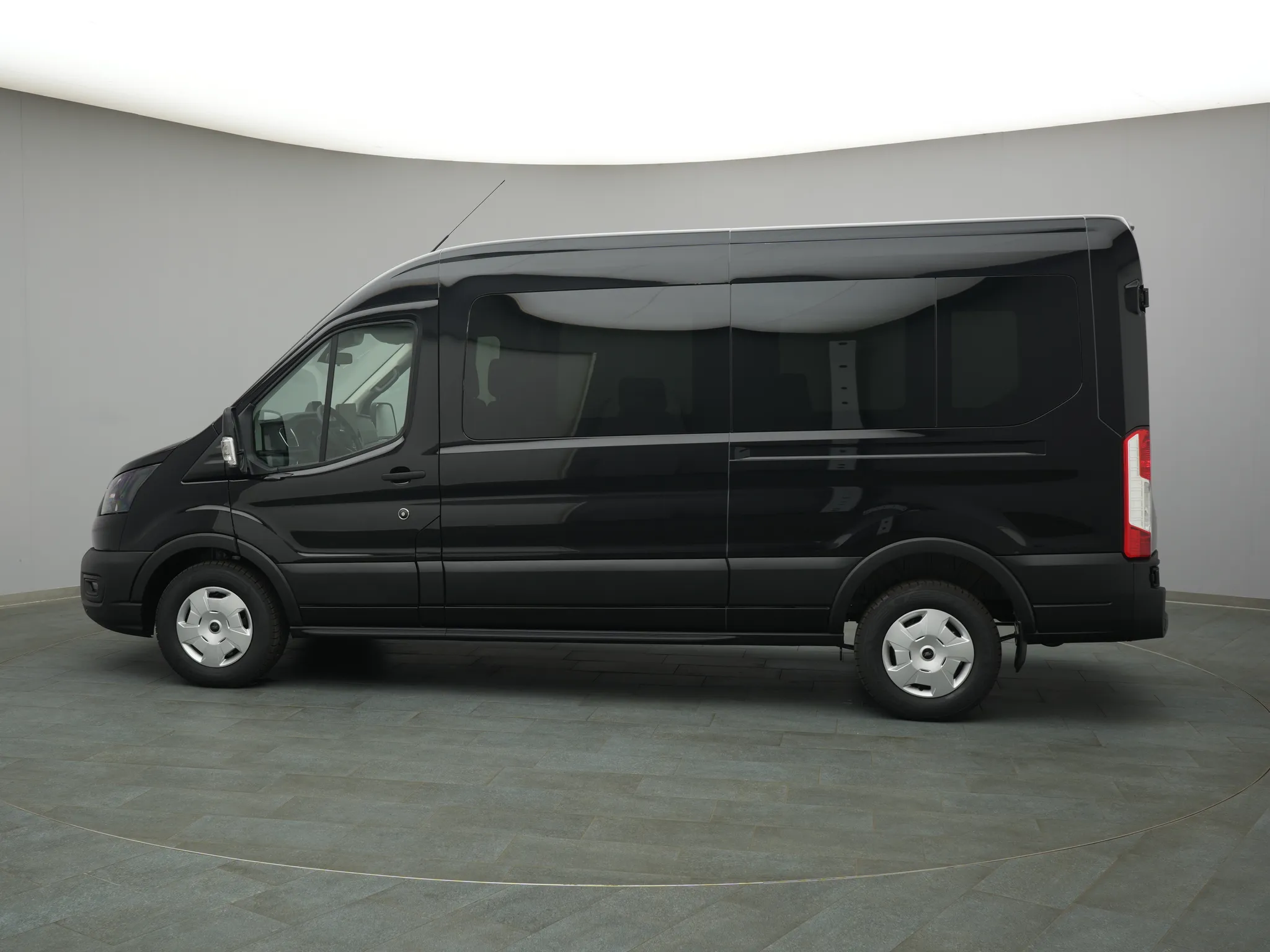 Ford Transit Kombi – Bild 3