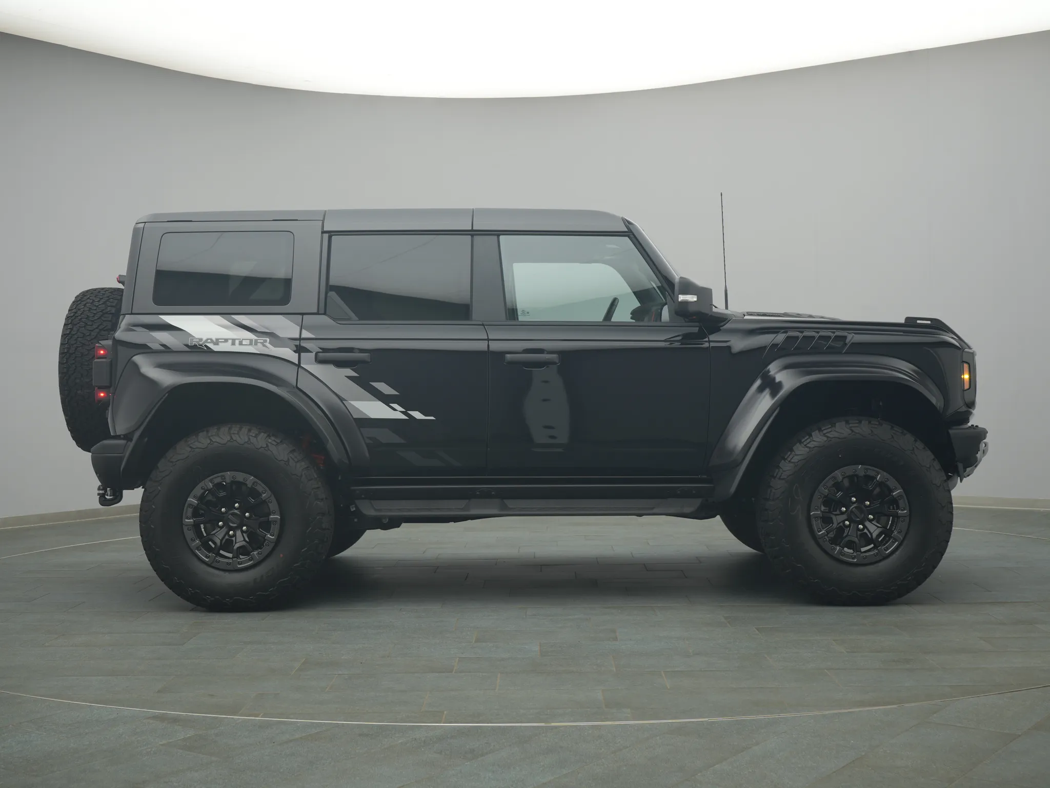 Ford Bronco – Bild 8