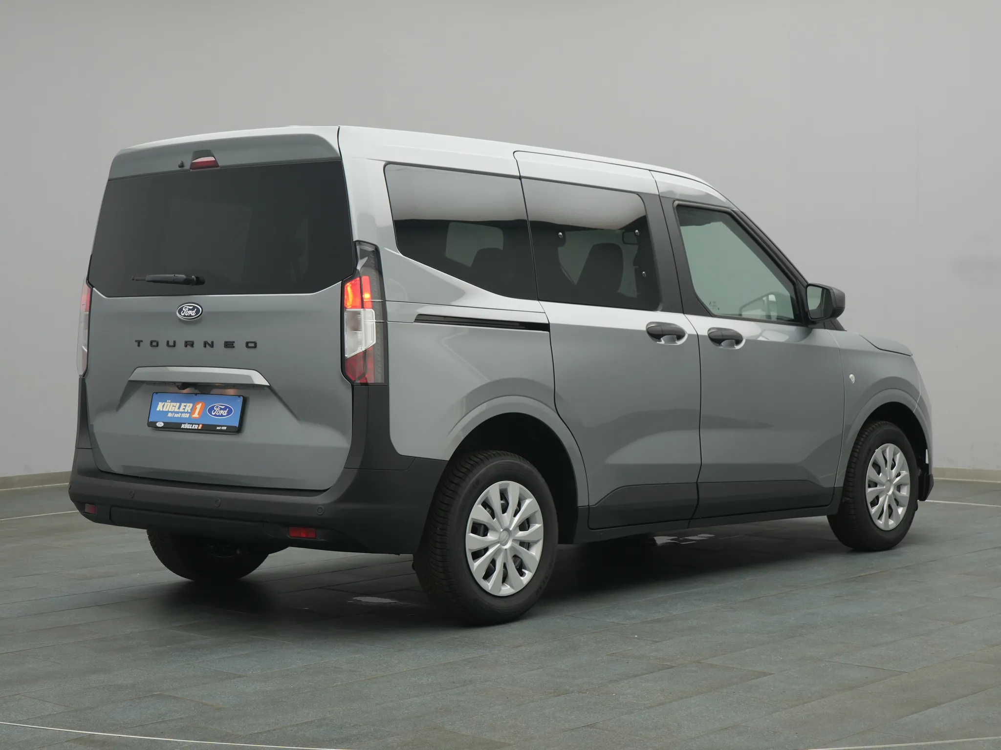 Ford Tourneo Courier Trend – Bild 4