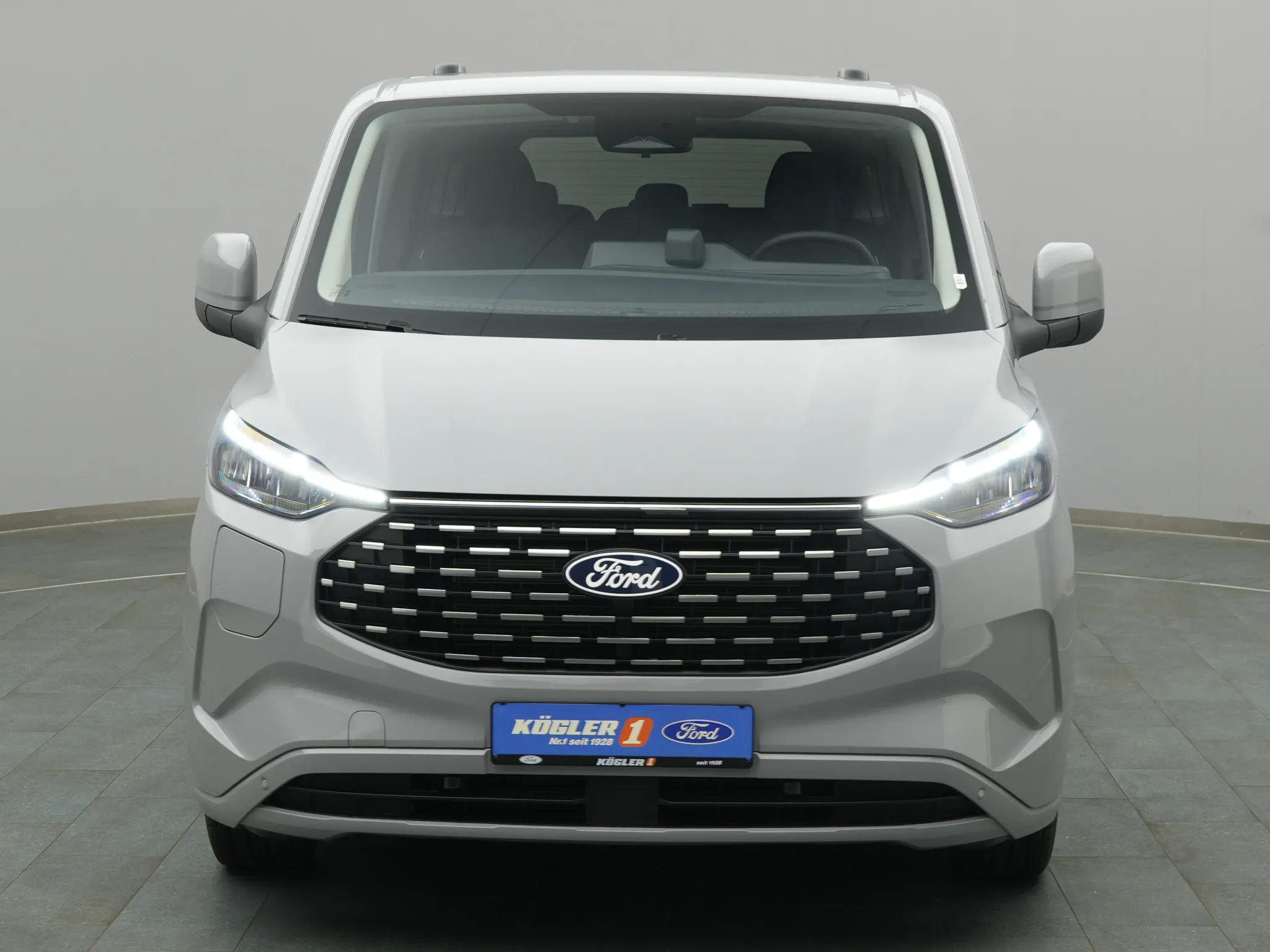 Ford Tourneo Custom – Bild 6