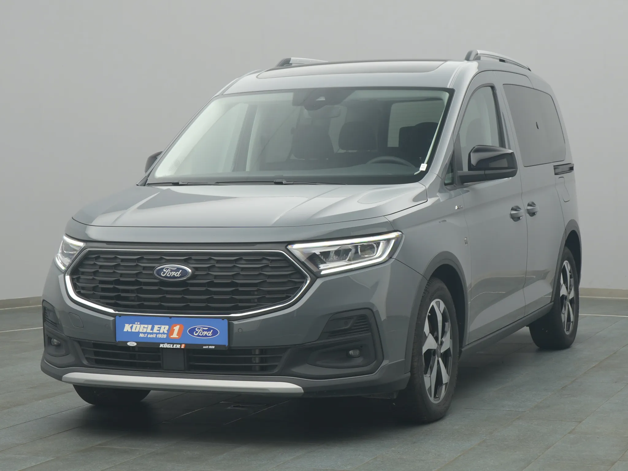 Ford Tourneo Connect Active 122PS Automatik / 7-Sitze Bild