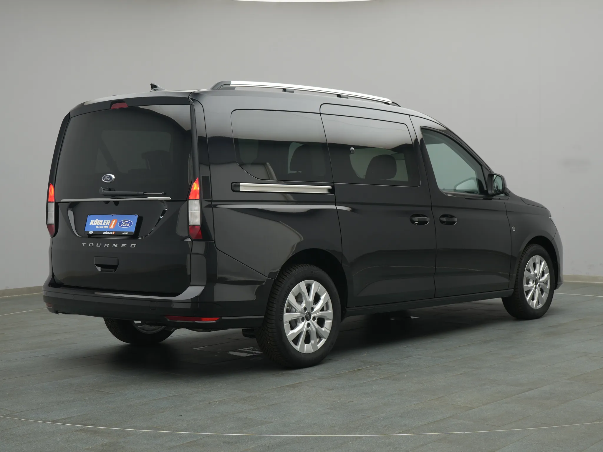 Ford Grand Tourneo – Bild 4