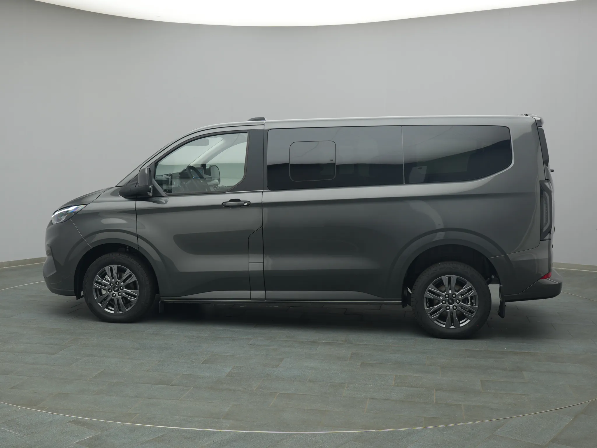 Ford Tourneo Custom – Bild 3