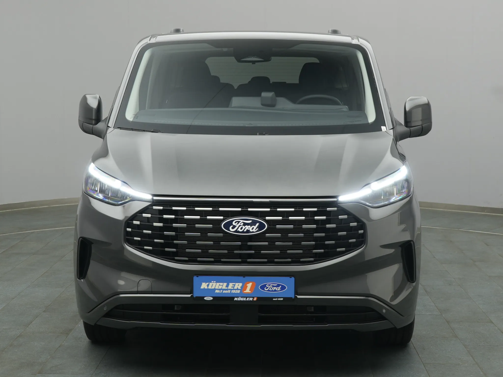 Ford Tourneo Custom – Bild 6