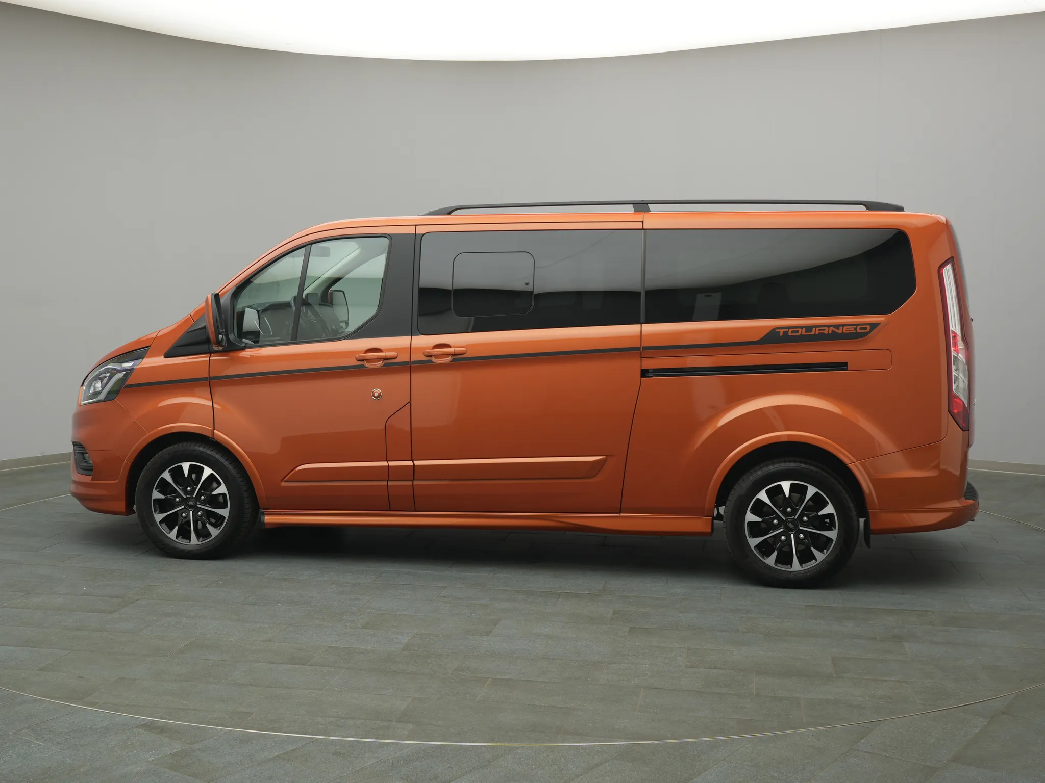 Ford Tourneo Custom – Bild 3