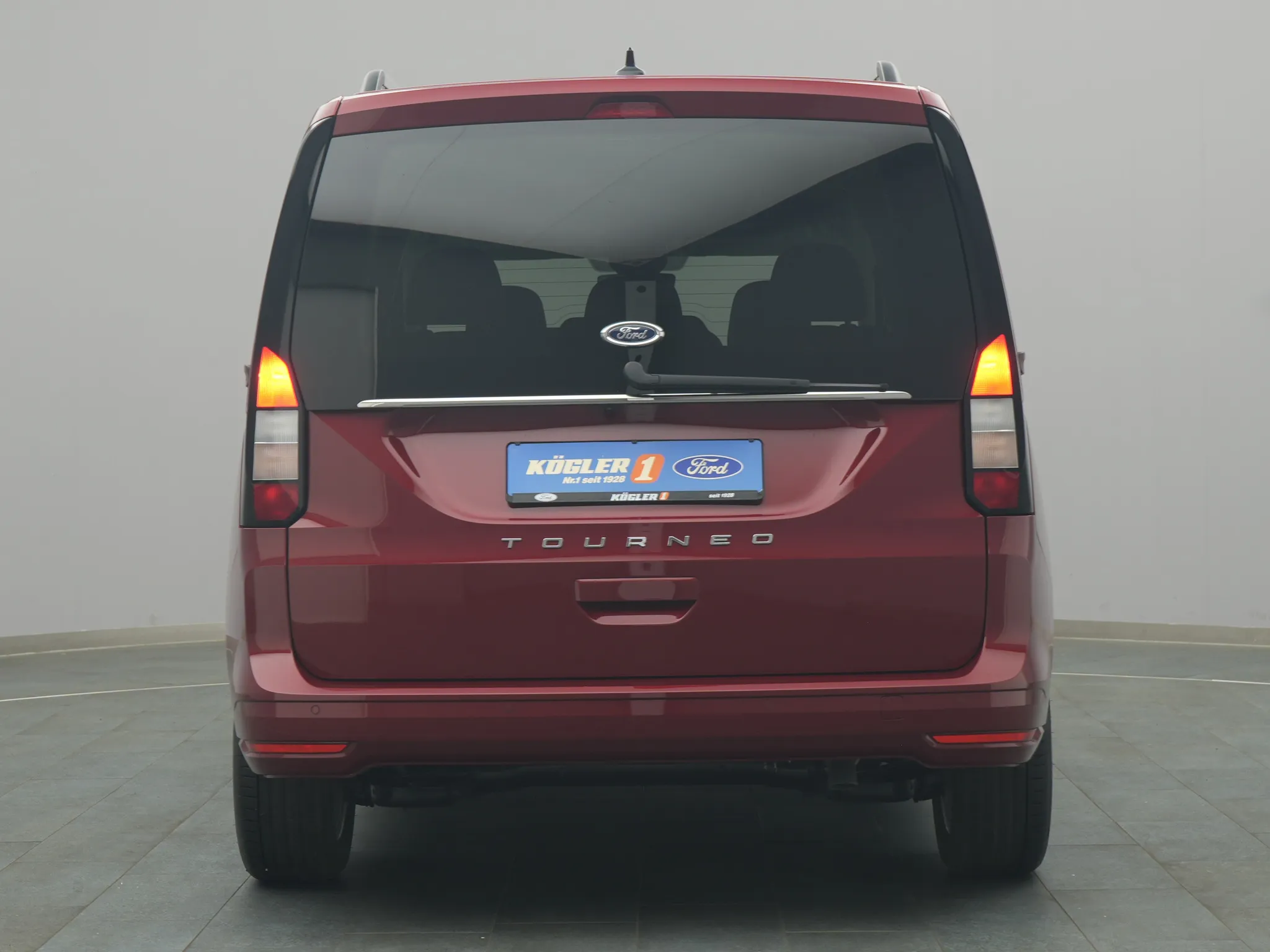 Ford Tourneo Connect Titanium – Bild 7
