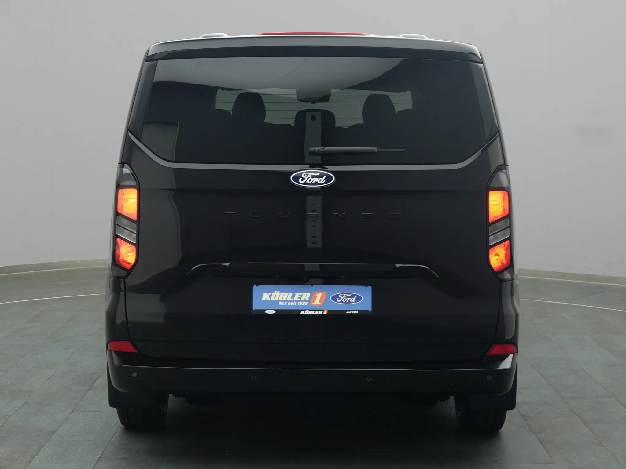 Ford Tourneo Custom – Bild 7