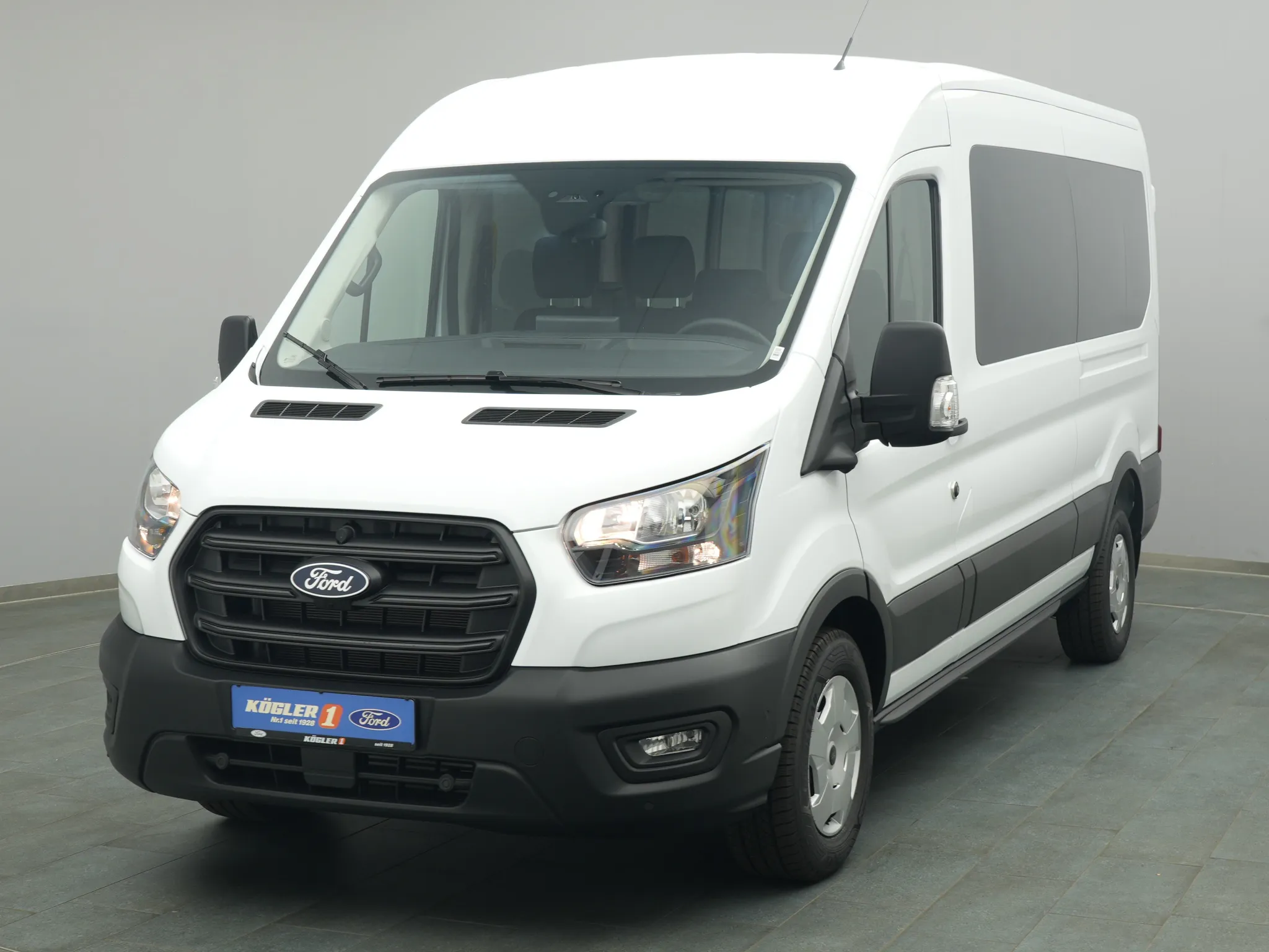 Ford Transit Kombi 350 L3H2 Trend 150PS Automatik Bild