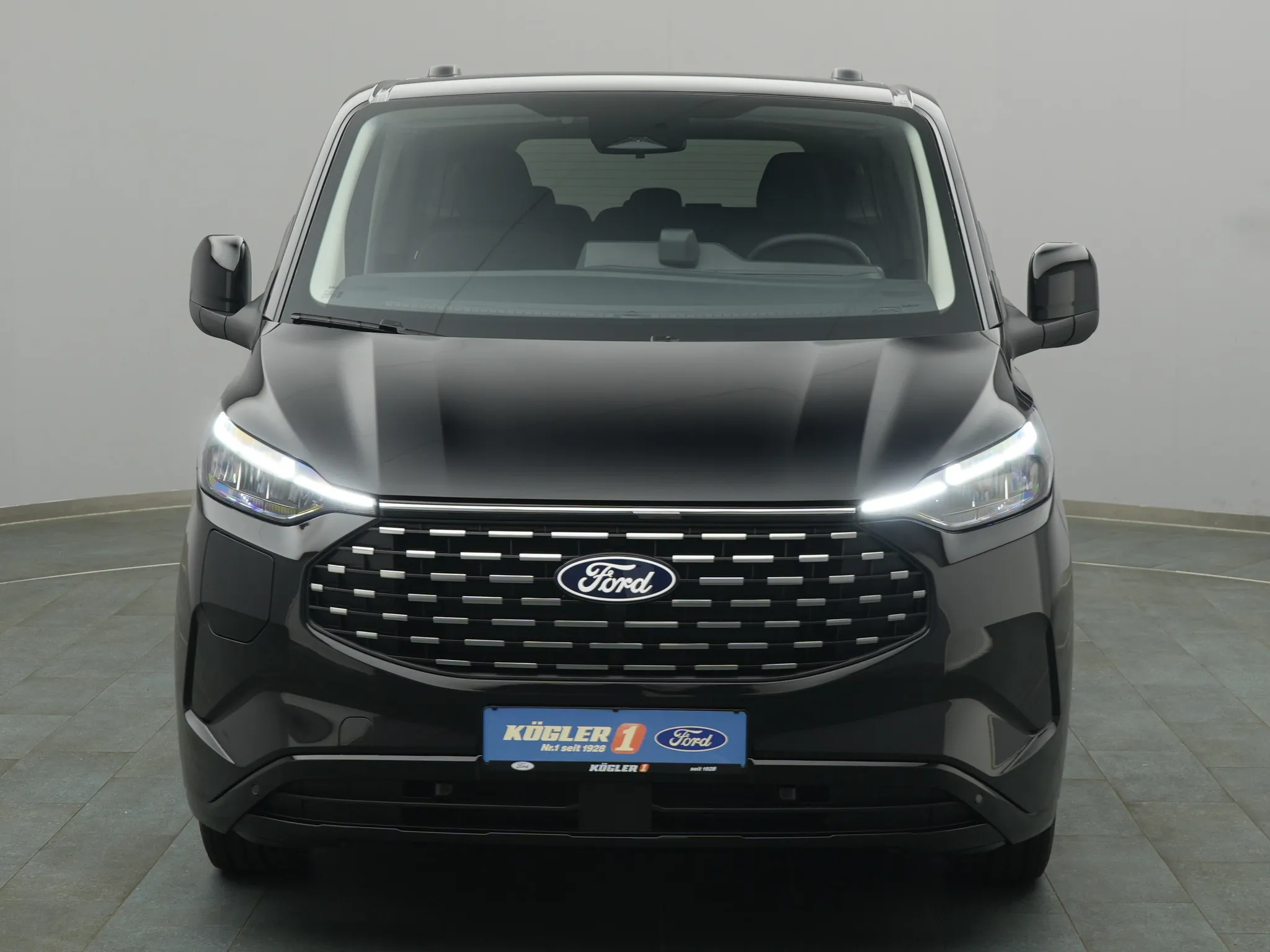 Ford Tourneo Custom – Bild 6