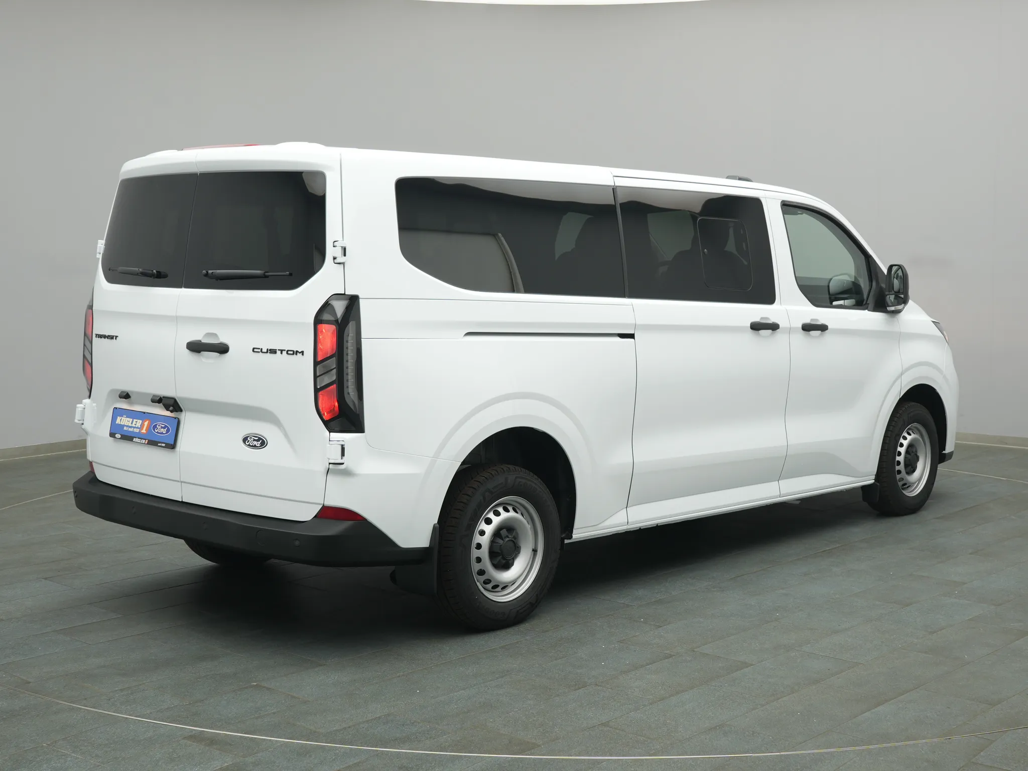 Ford Transit Custom Kombi – Bild 4