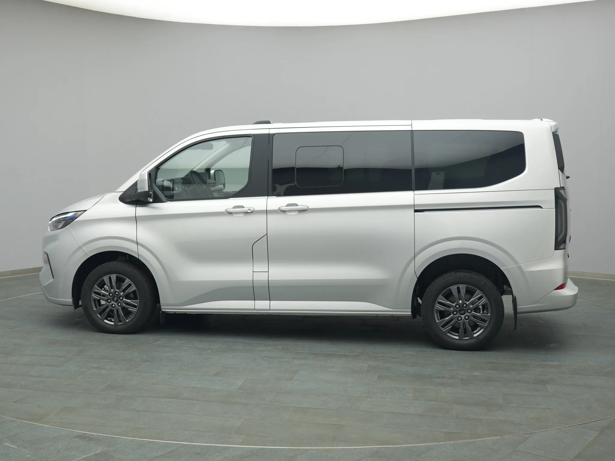 Ford Tourneo Custom – Bild 3