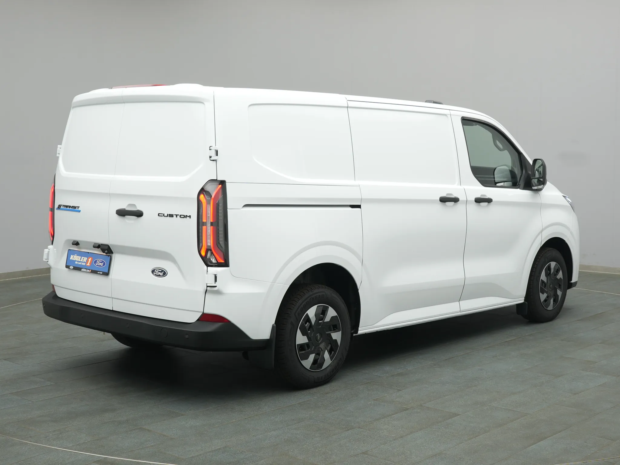 Ford E-Transit Custom Kasten – Bild 4