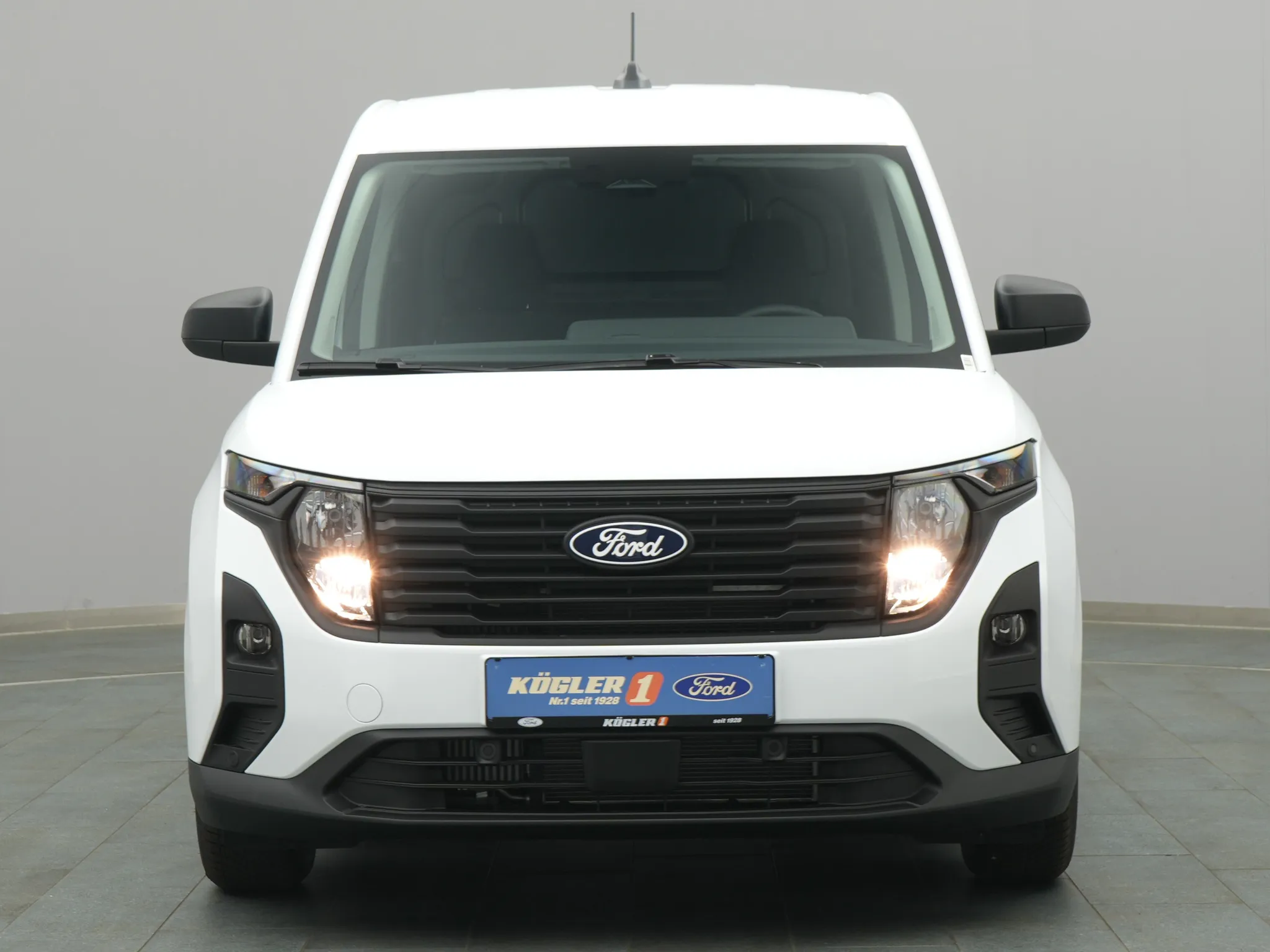 Ford Transit Courier Kasten – Bild 6