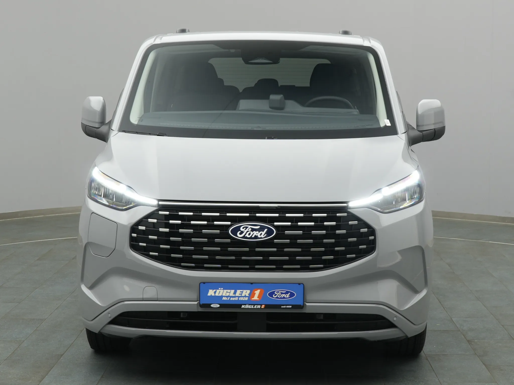 Ford Tourneo Custom – Bild 6