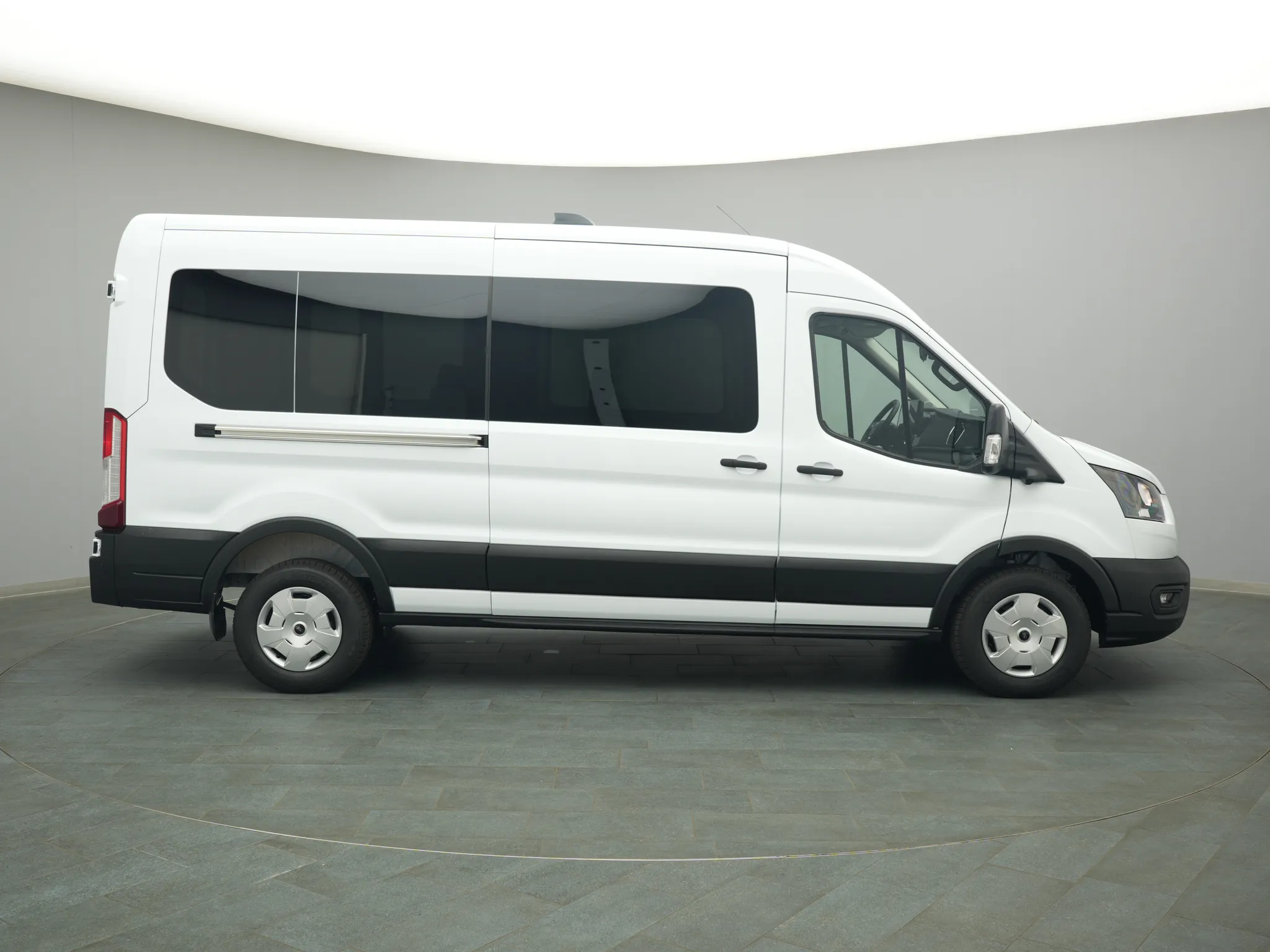 Ford Transit Kombi – Bild 8