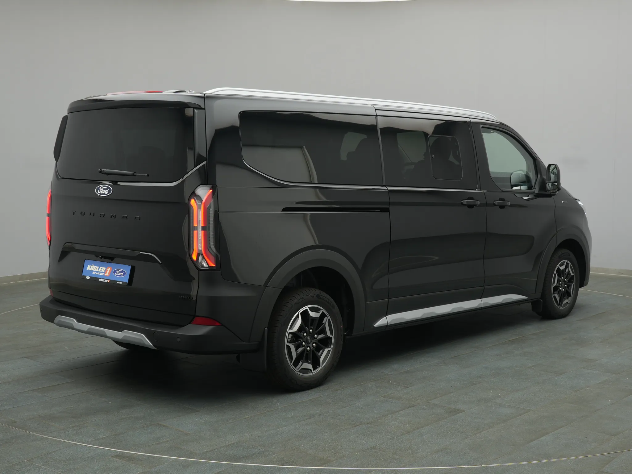 Ford Tourneo Custom – Bild 4