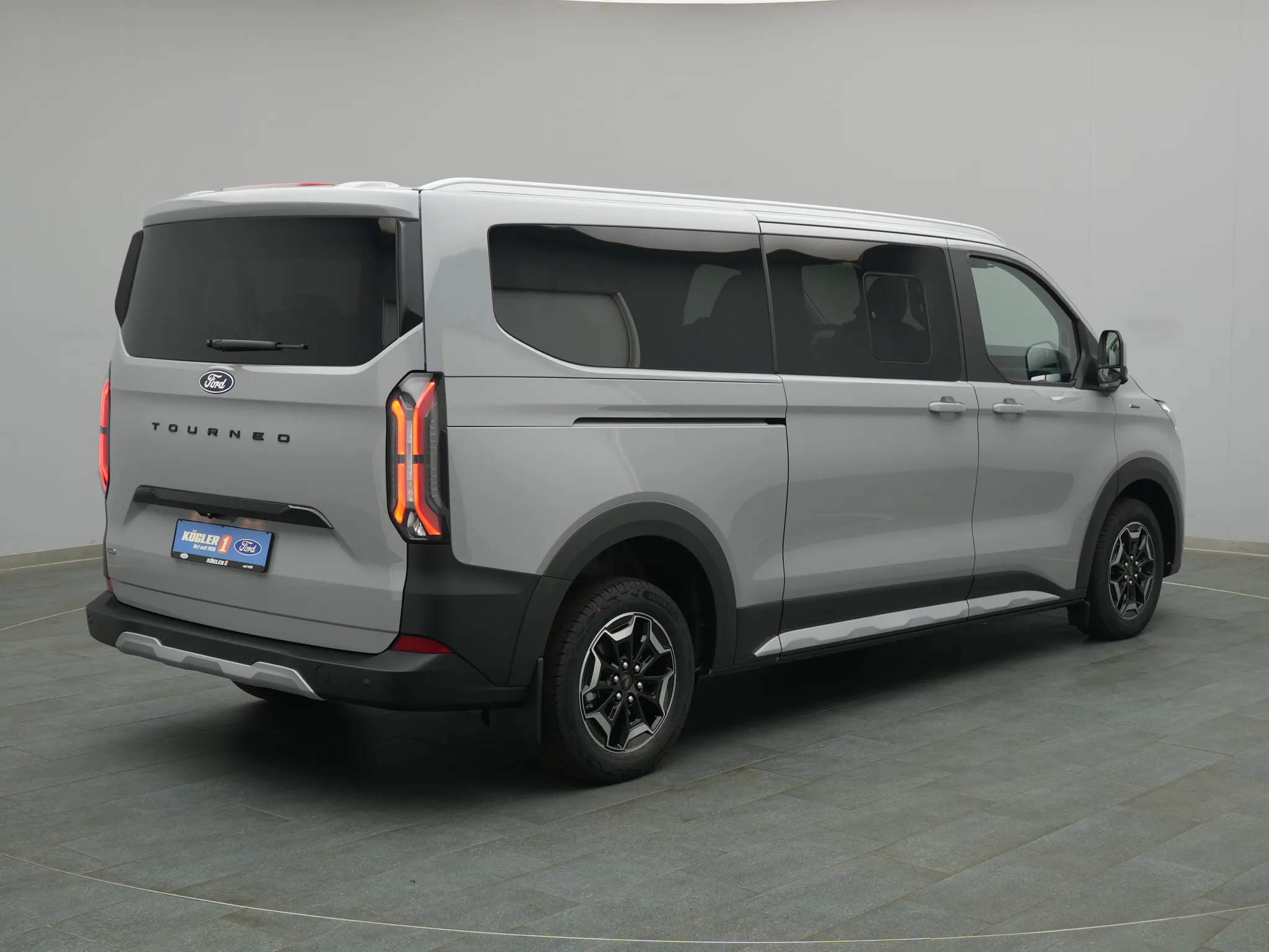 Ford Tourneo Custom – Bild 4