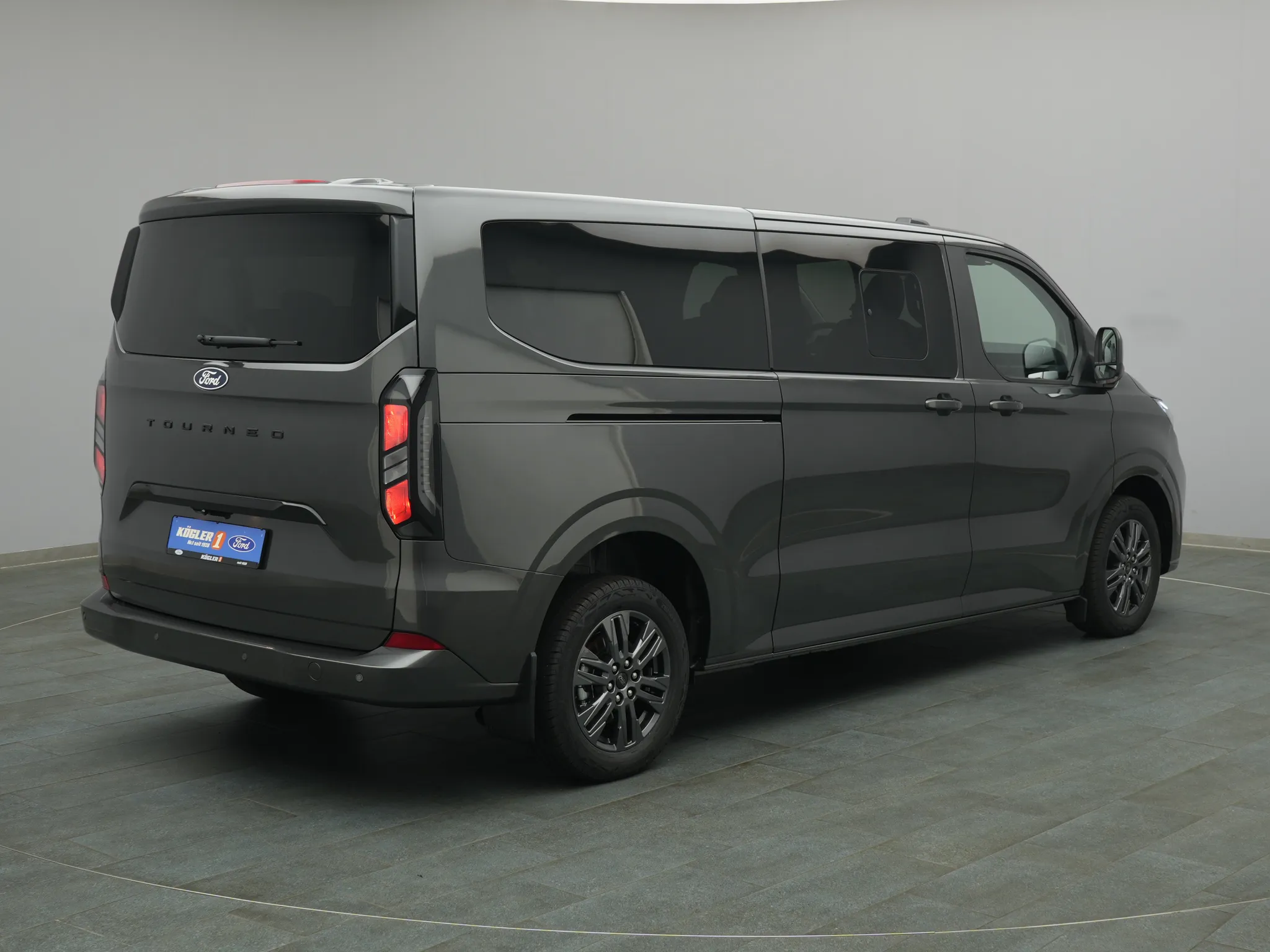 Ford Tourneo Custom – Bild 4