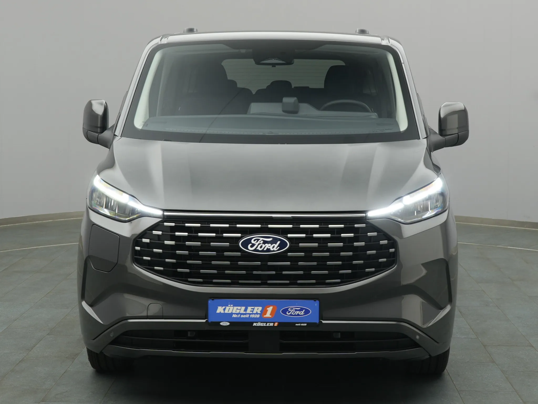 Ford Tourneo Custom – Bild 6
