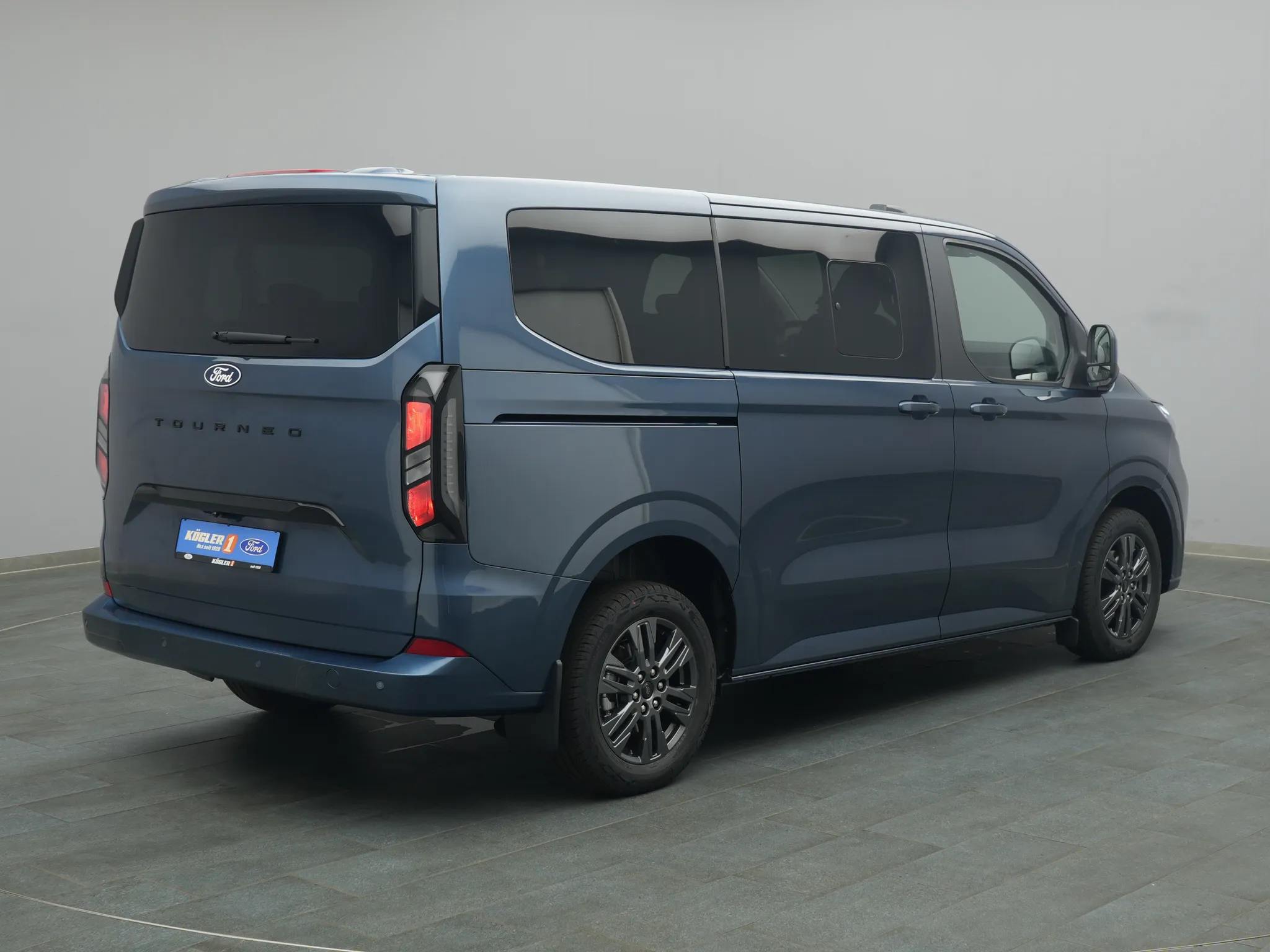 Ford Tourneo Custom – Bild 4