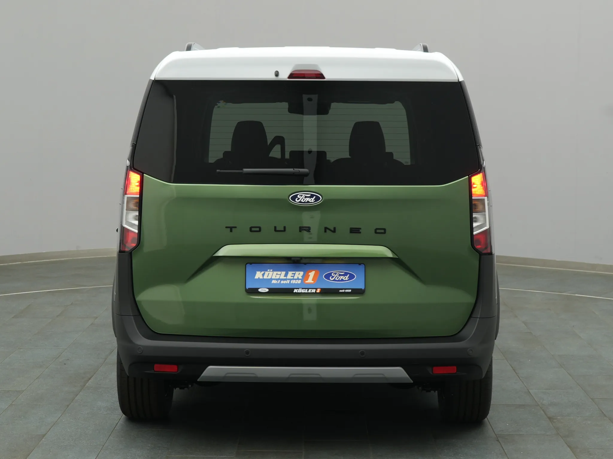 Ford Tourneo Courier Active – Bild 7