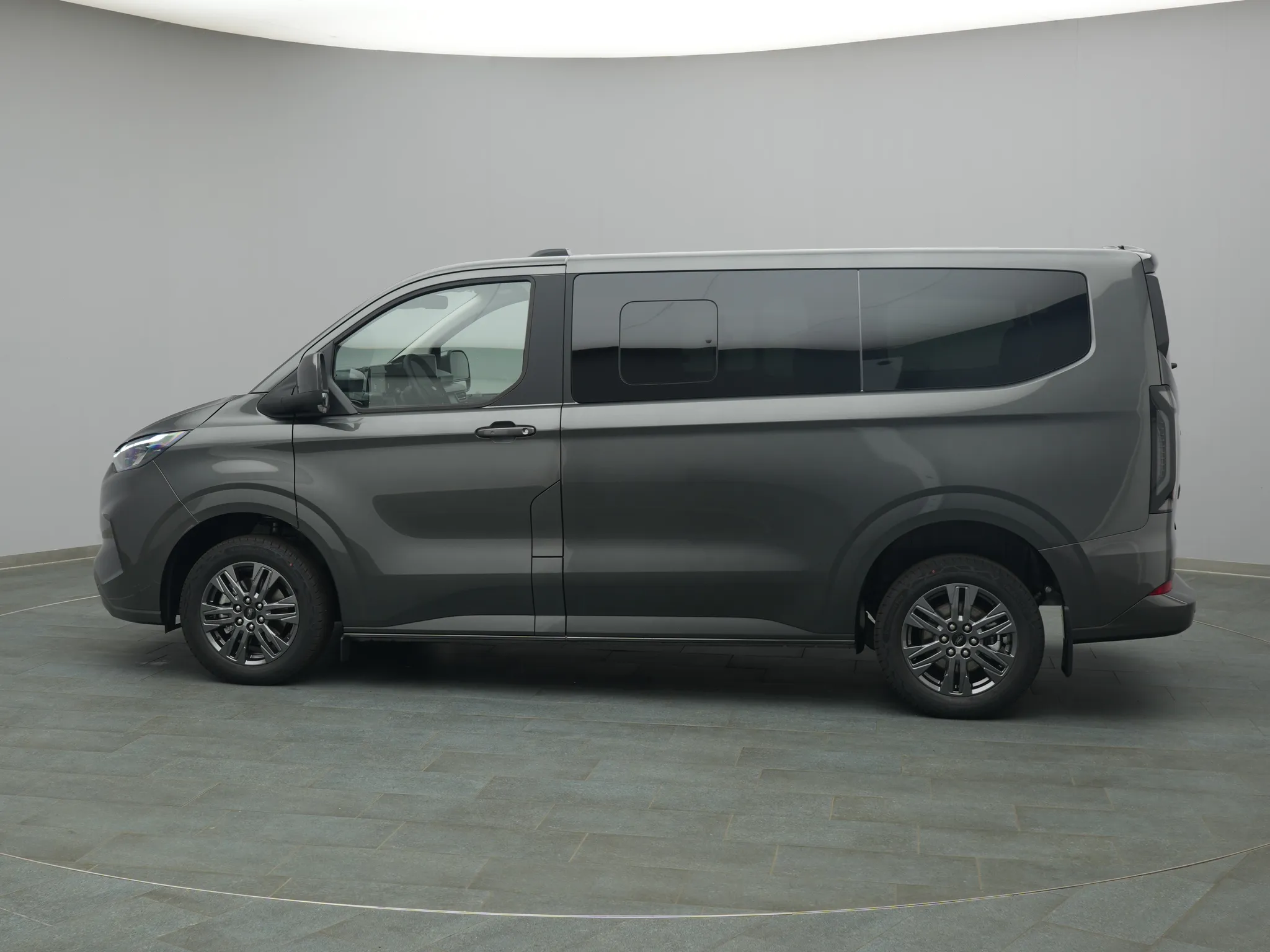 Ford Tourneo Custom – Bild 3