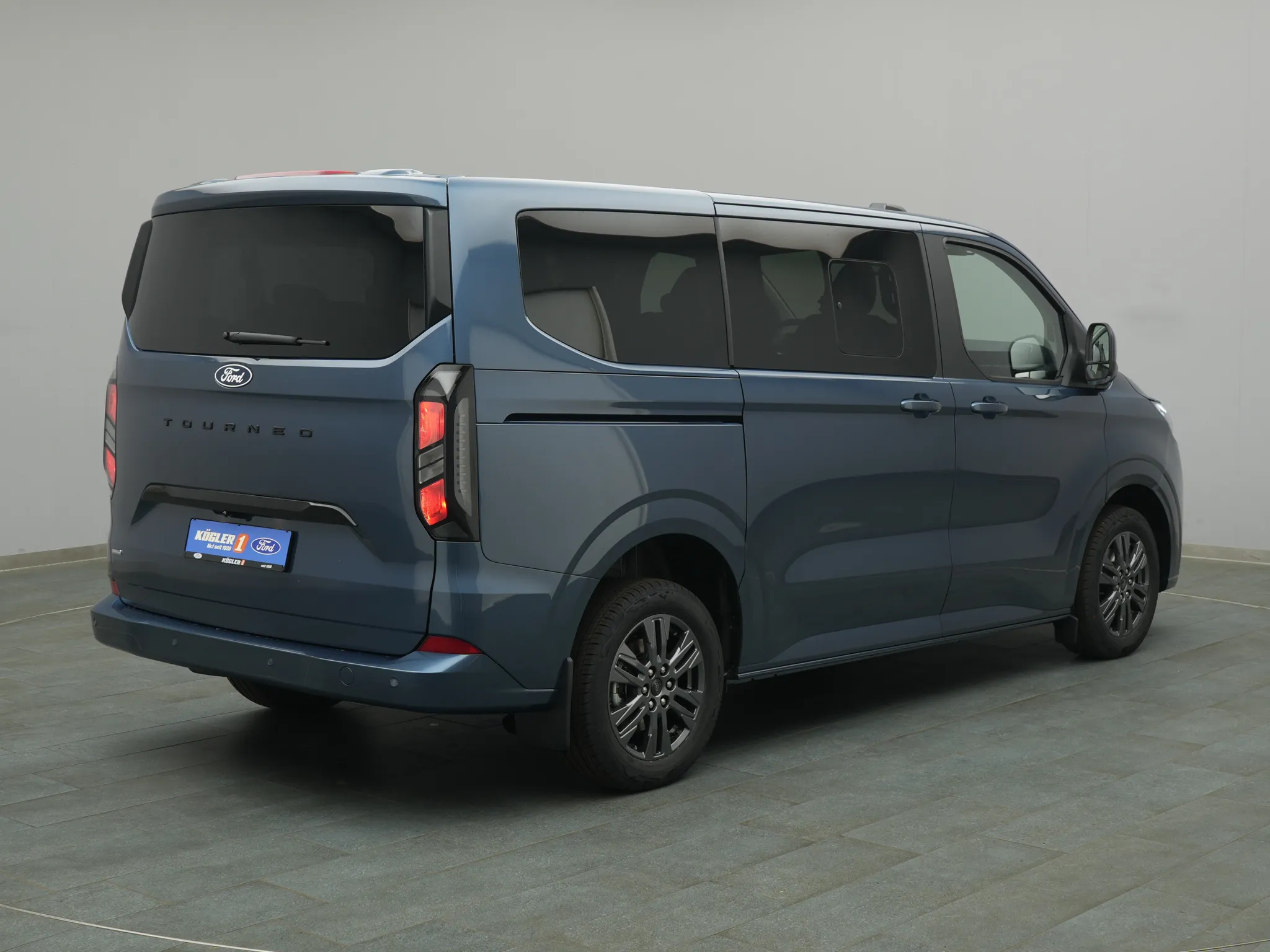 Ford Tourneo Custom – Bild 4