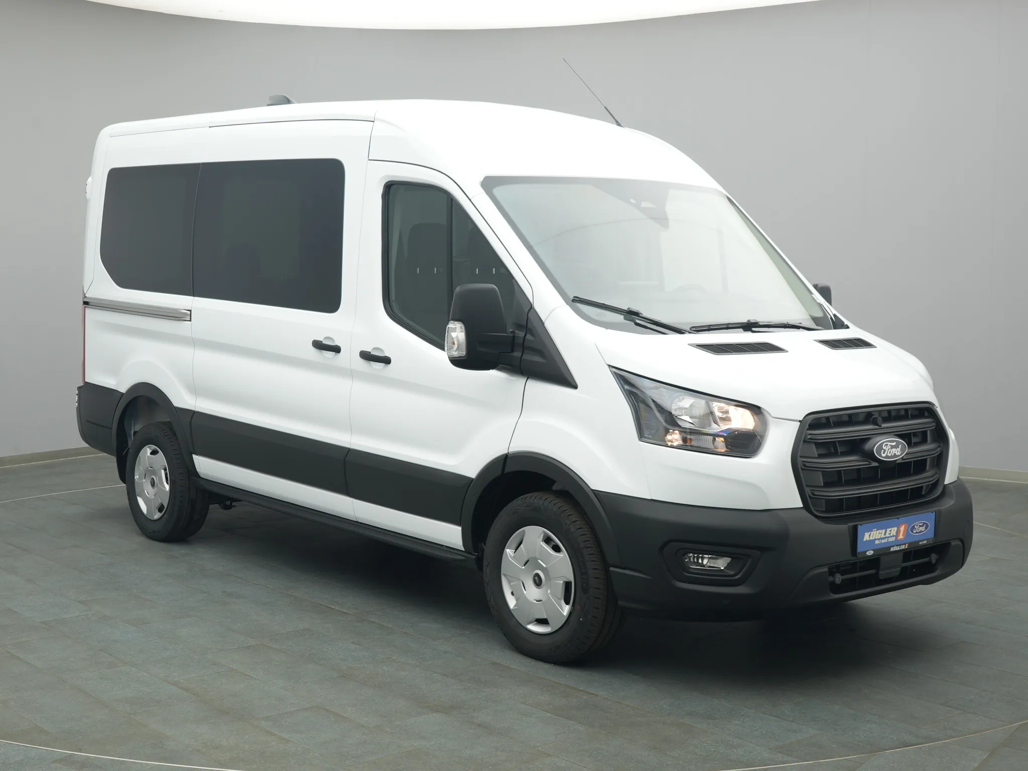 Ford Transit Kombi – Bild 5