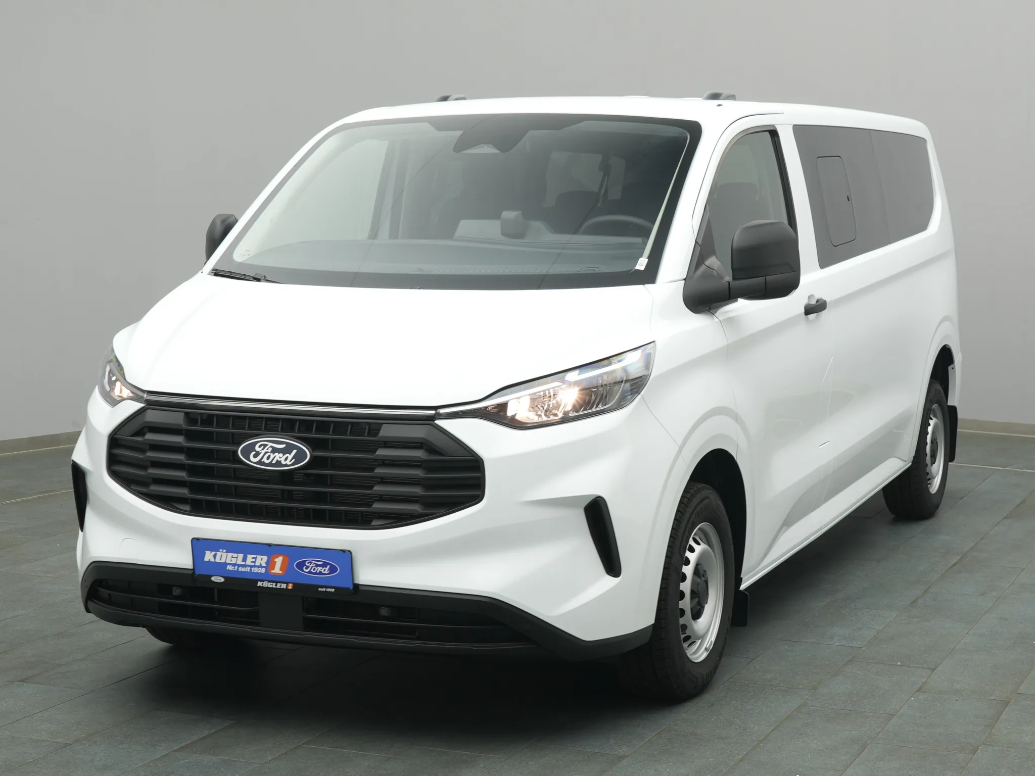 Ford Transit Custom Kombi 320 L2 136PS Automatik Bild