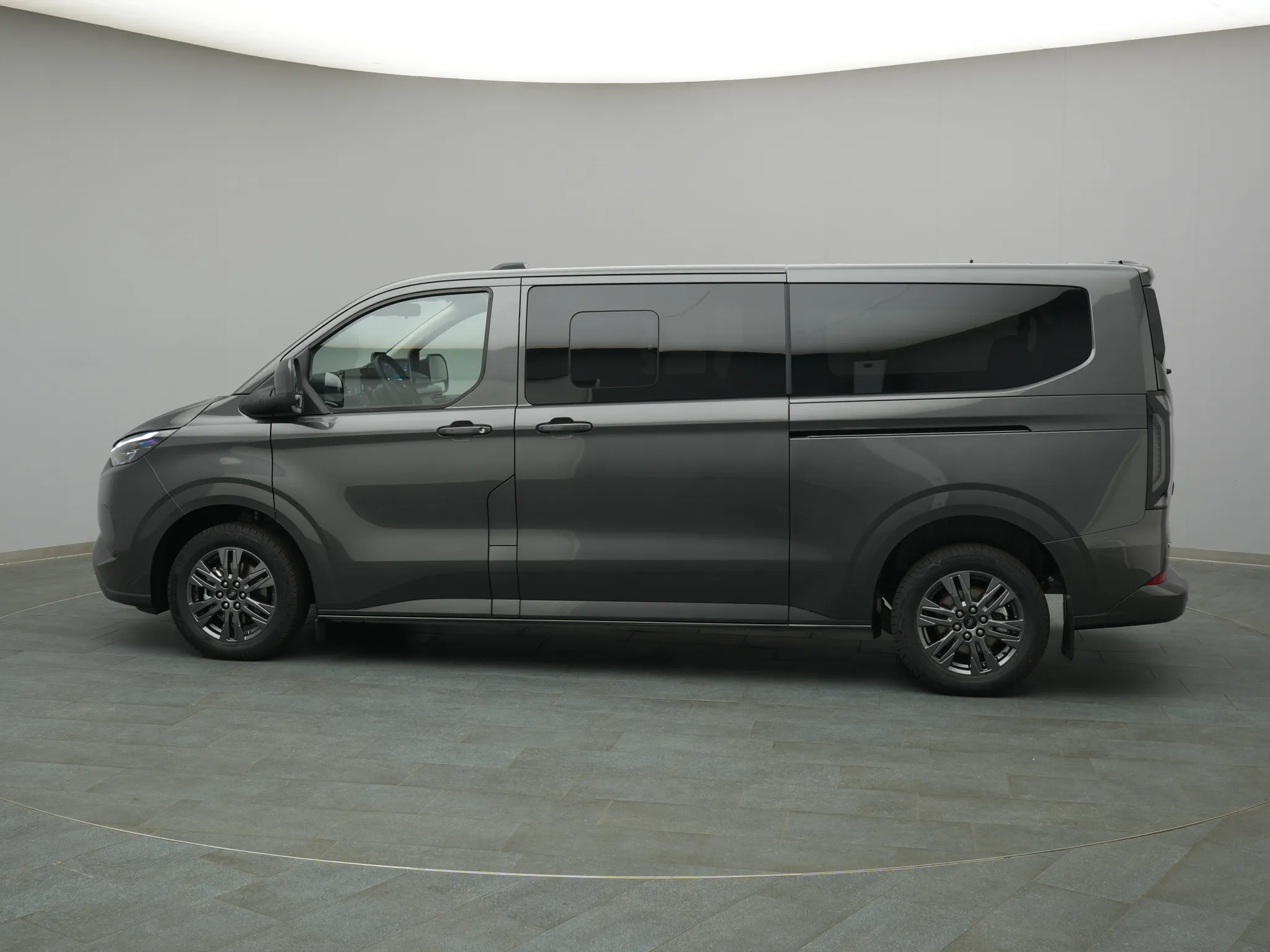 Ford Tourneo Custom – Bild 3