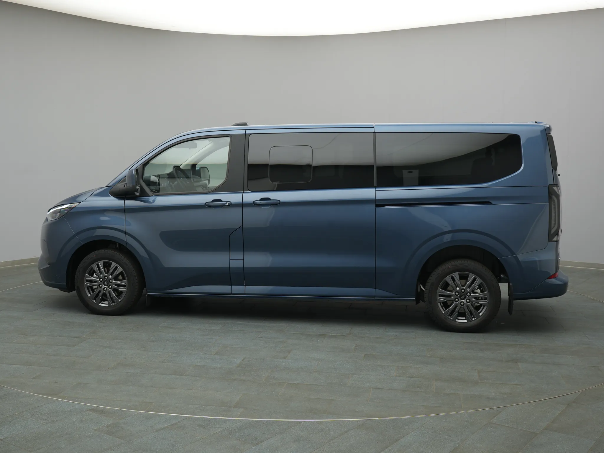 Ford Tourneo Custom – Bild 3