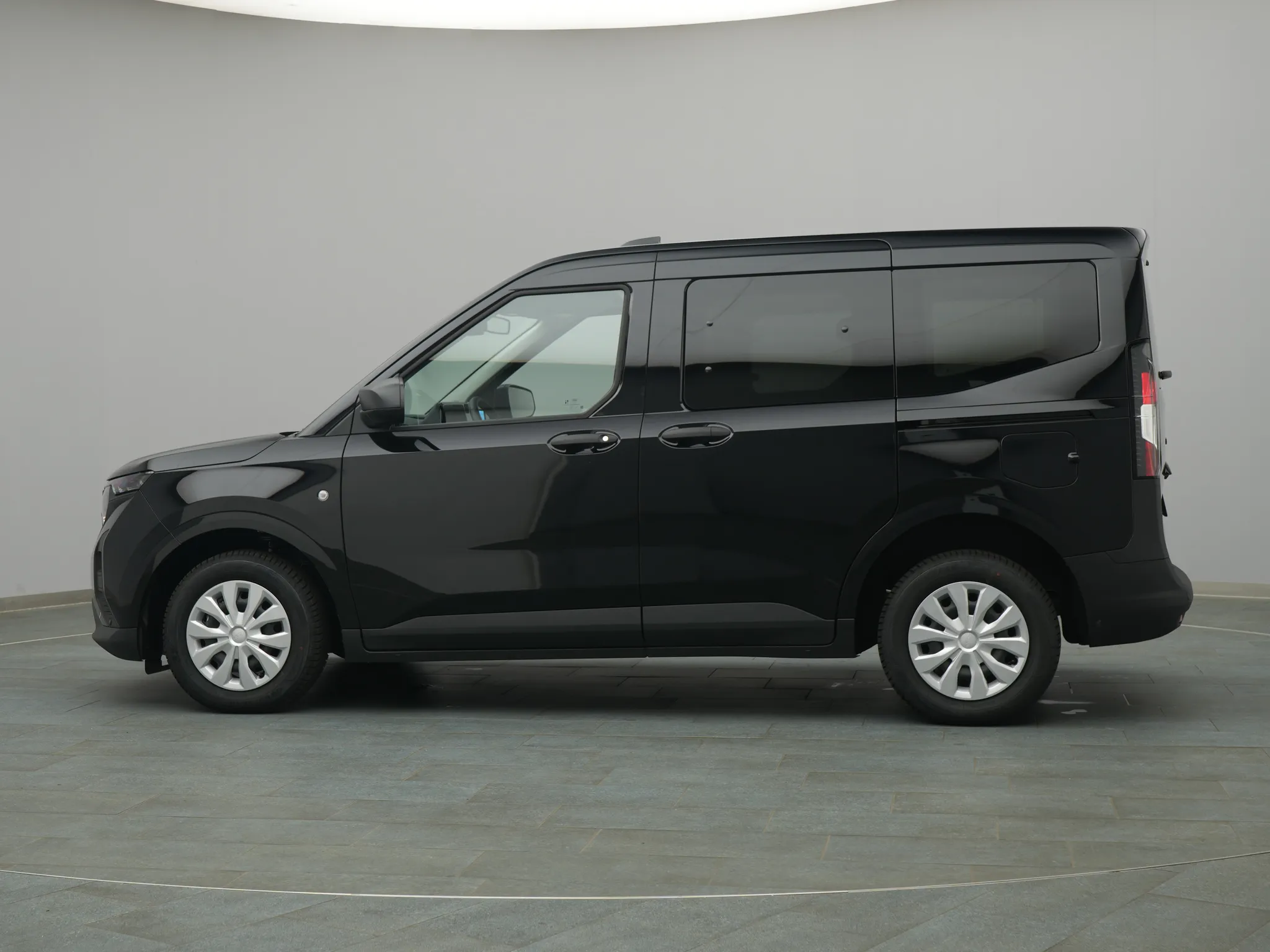 Ford Tourneo Courier Trend – Bild 3