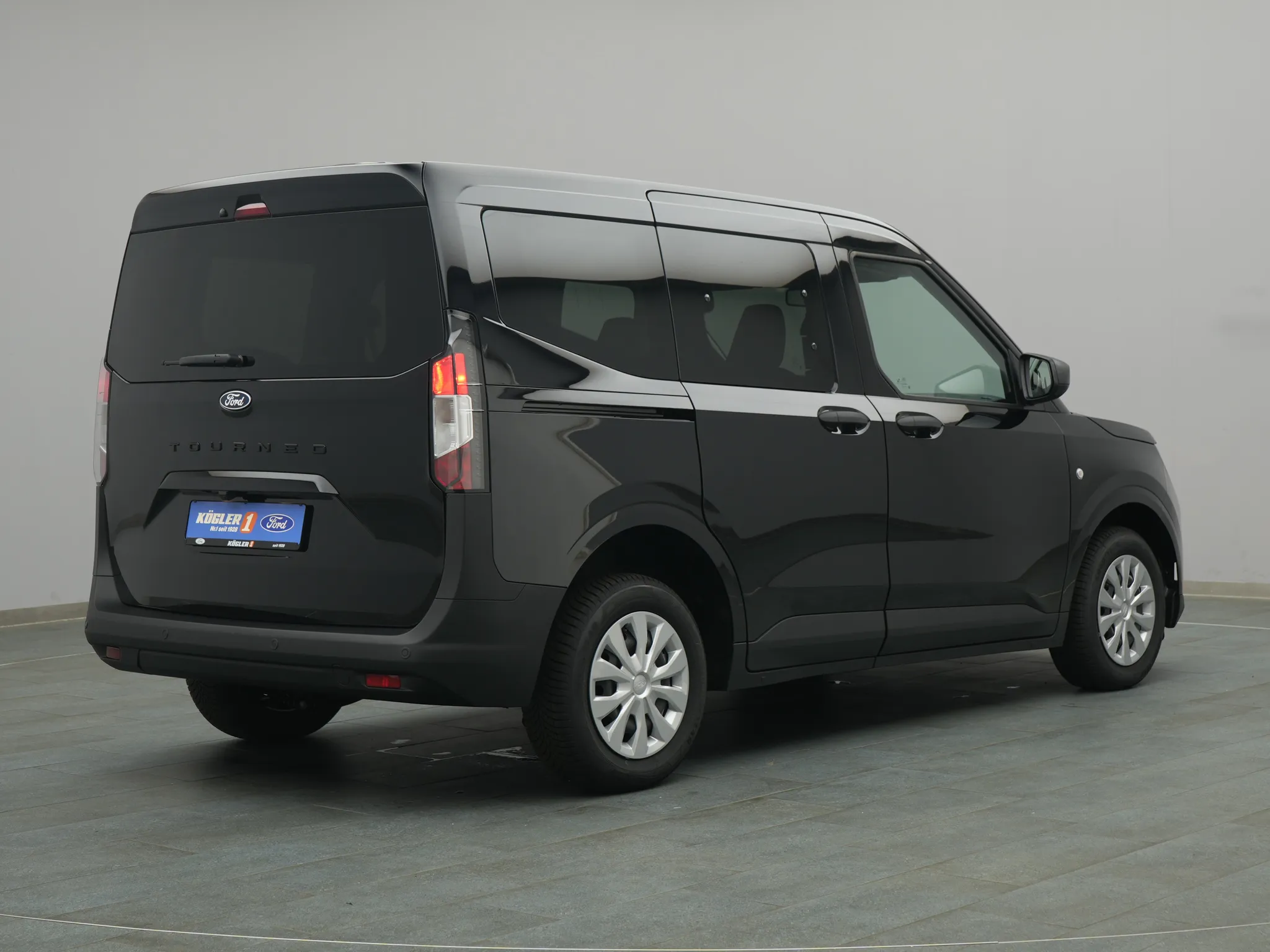 Ford Tourneo Courier Trend – Bild 4